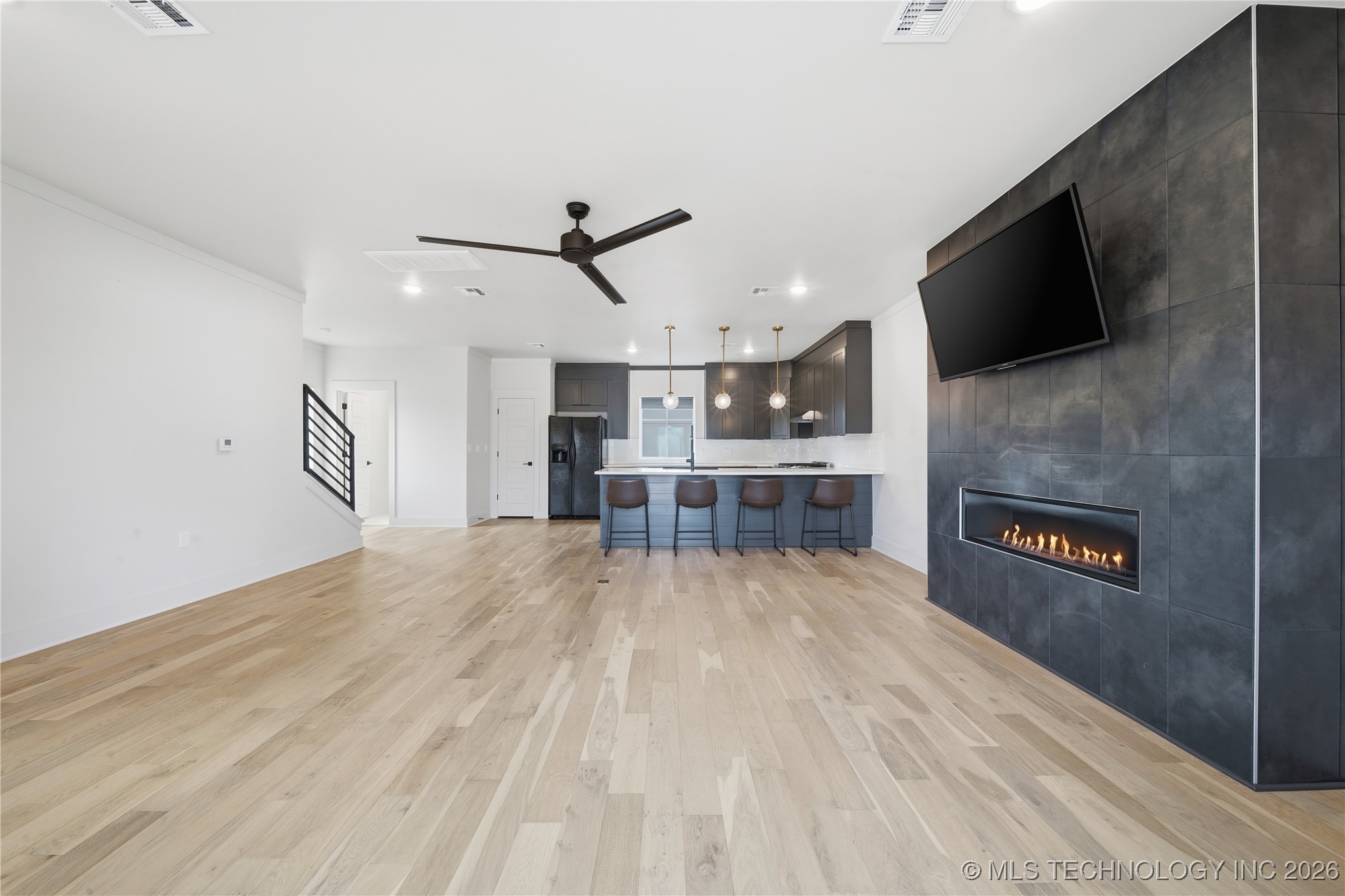 3767 S Riverside Drive E 3767