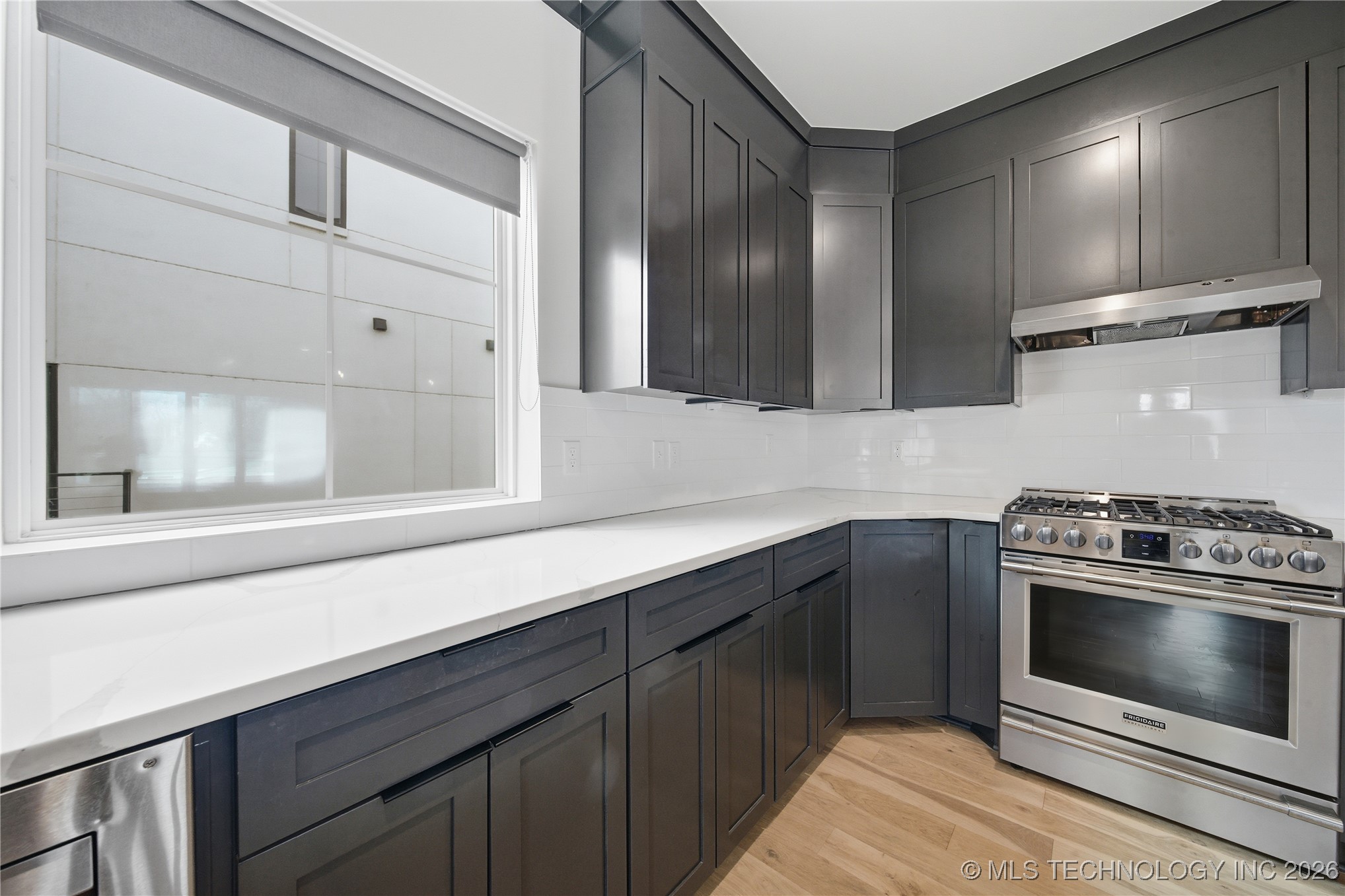 3767 S Riverside Drive E 3767