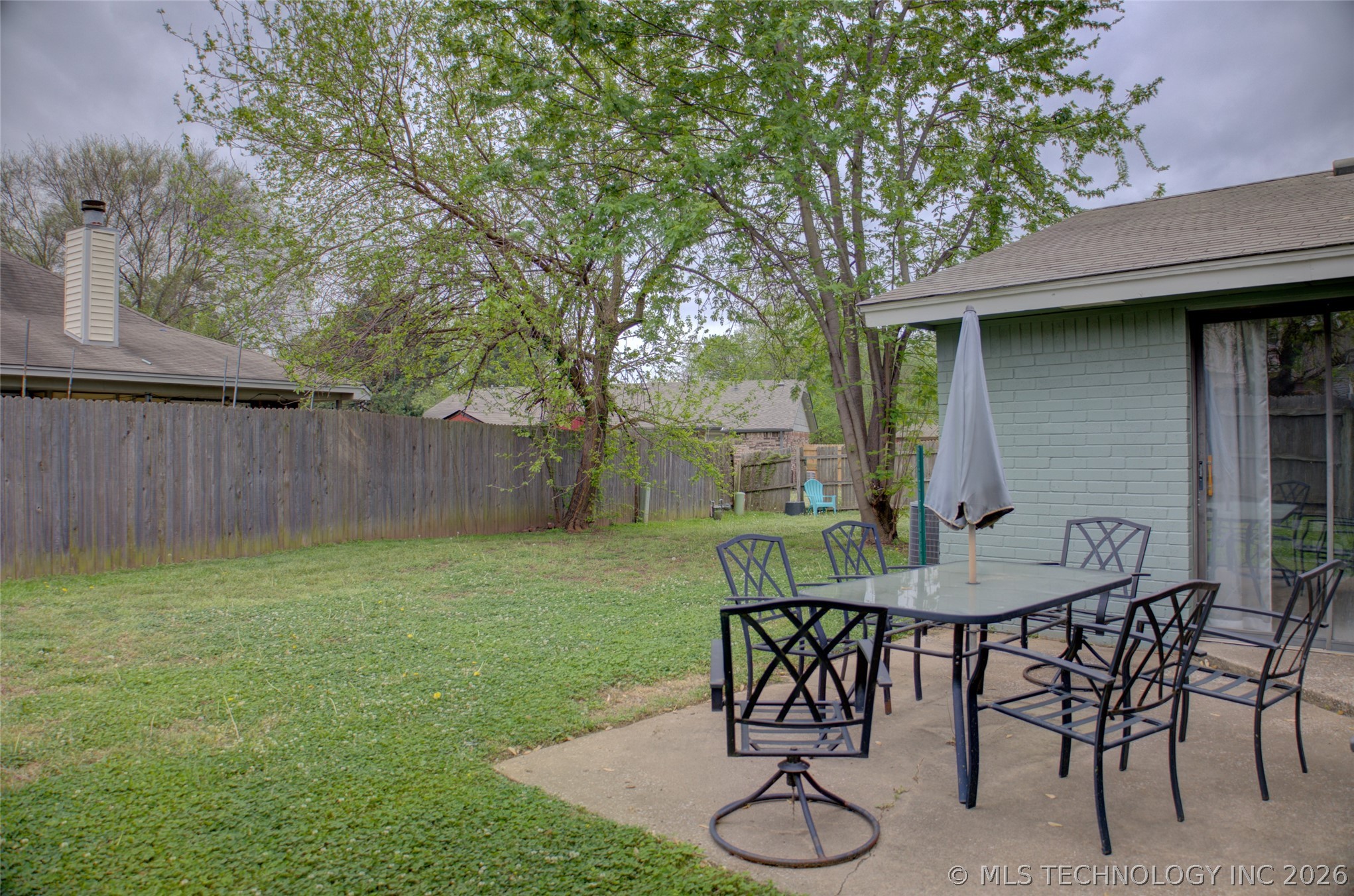 1811 W El Paso Place