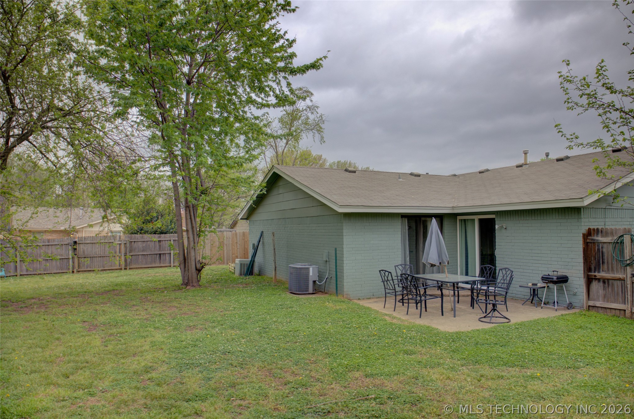 1811 W El Paso Place