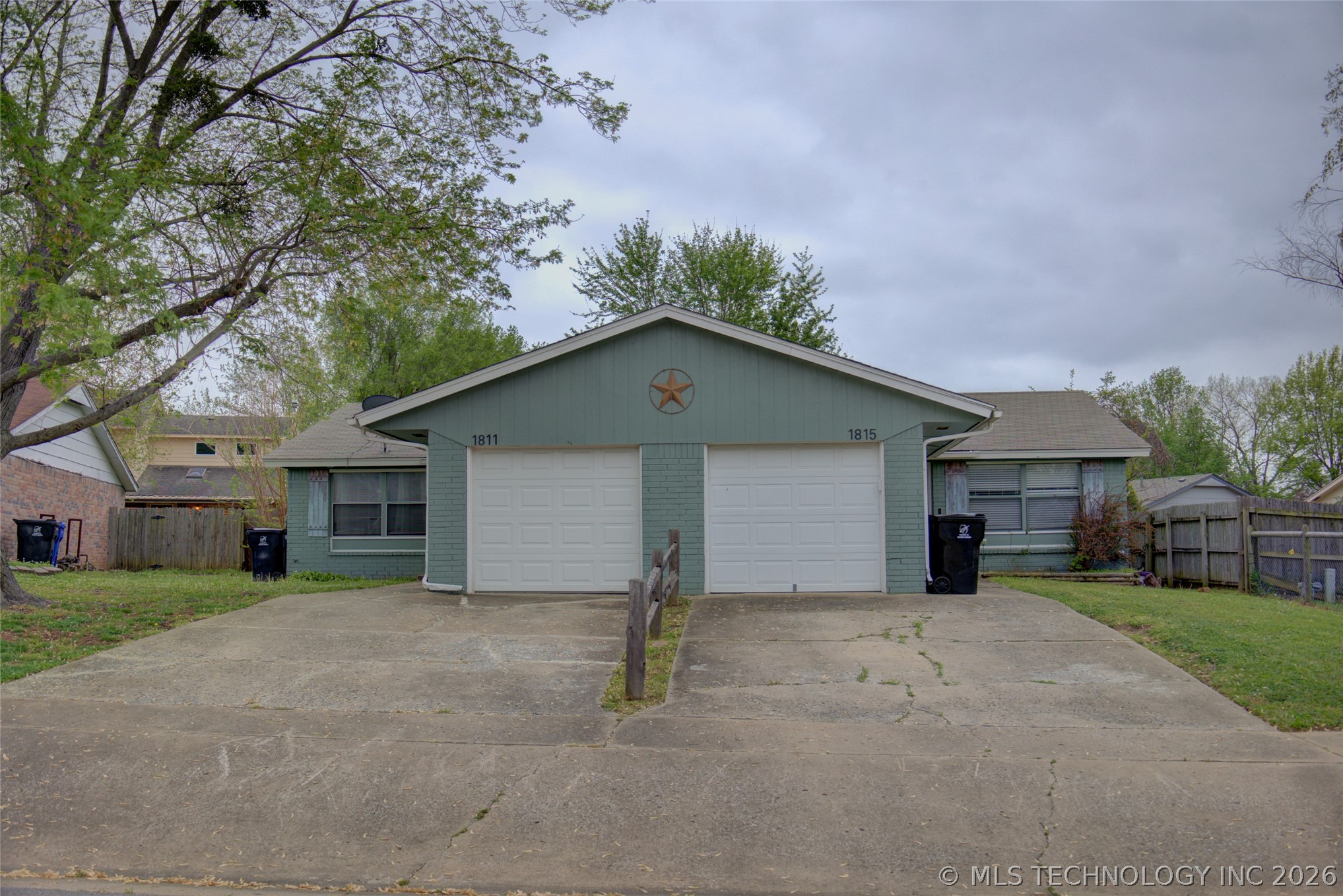 1811 W El Paso Place