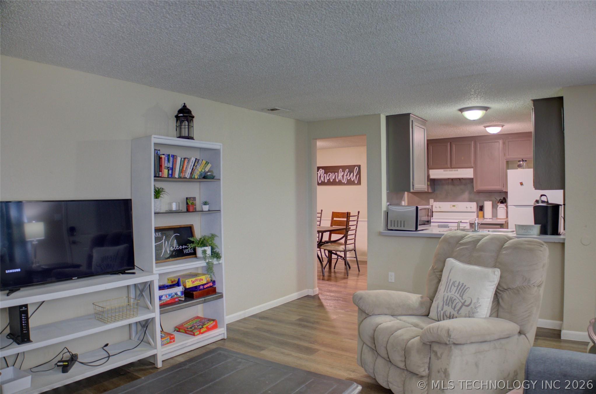 1811 W El Paso Place