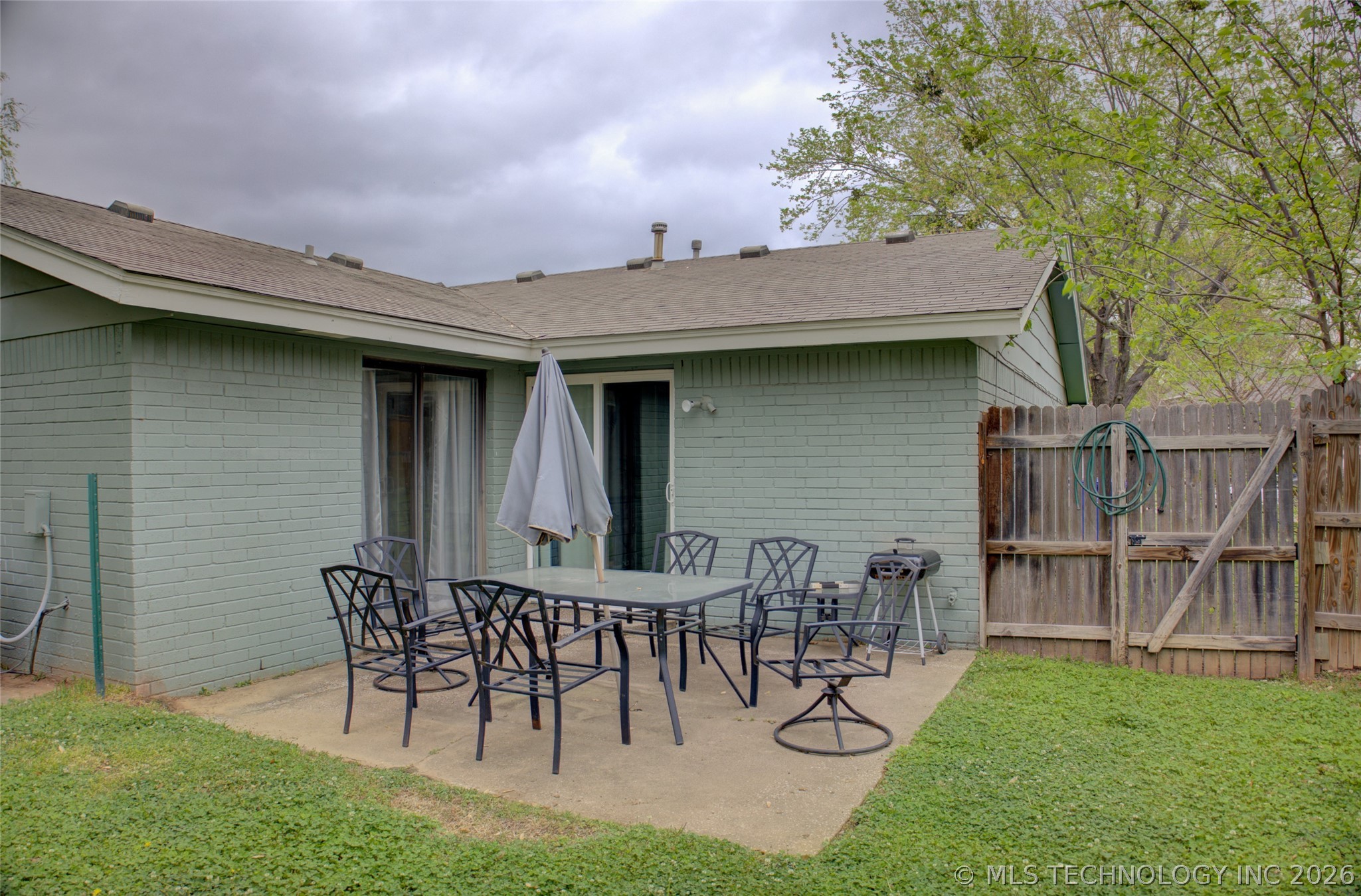 1811 W El Paso Place