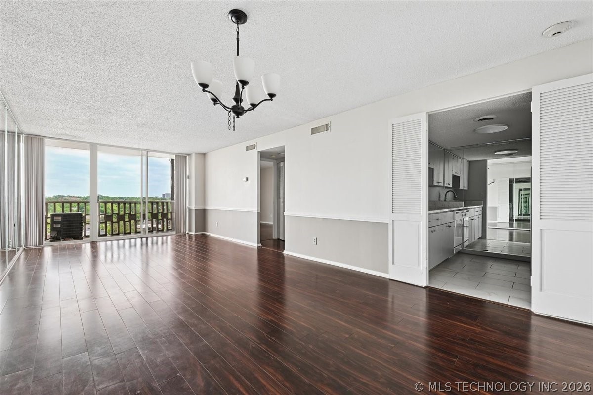 1502 S Boulder Avenue 10L