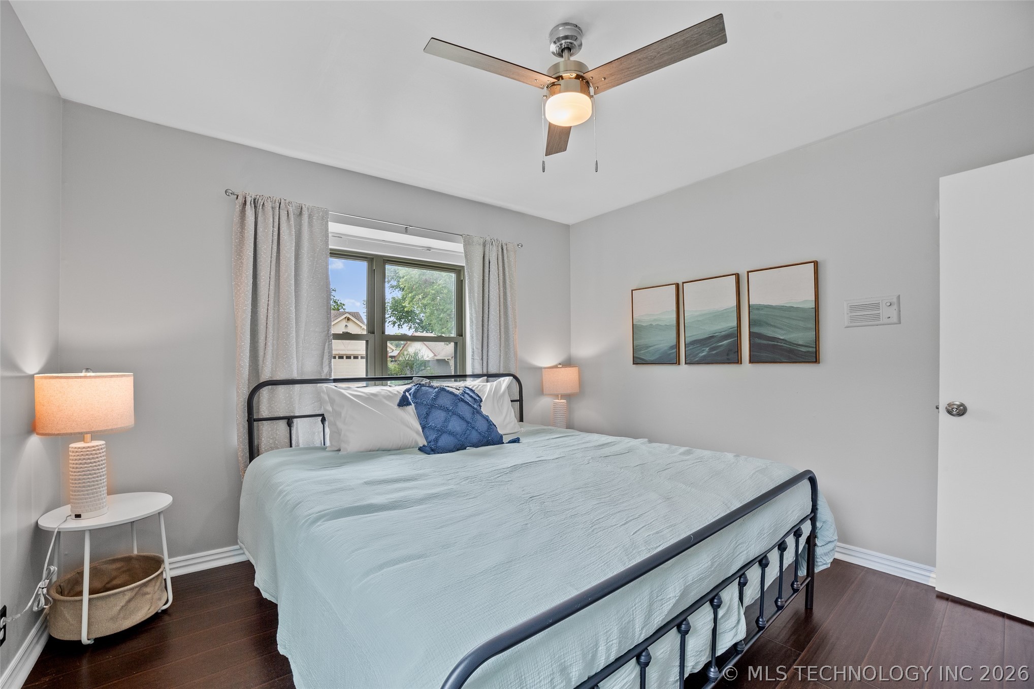 6525 E 56th Place