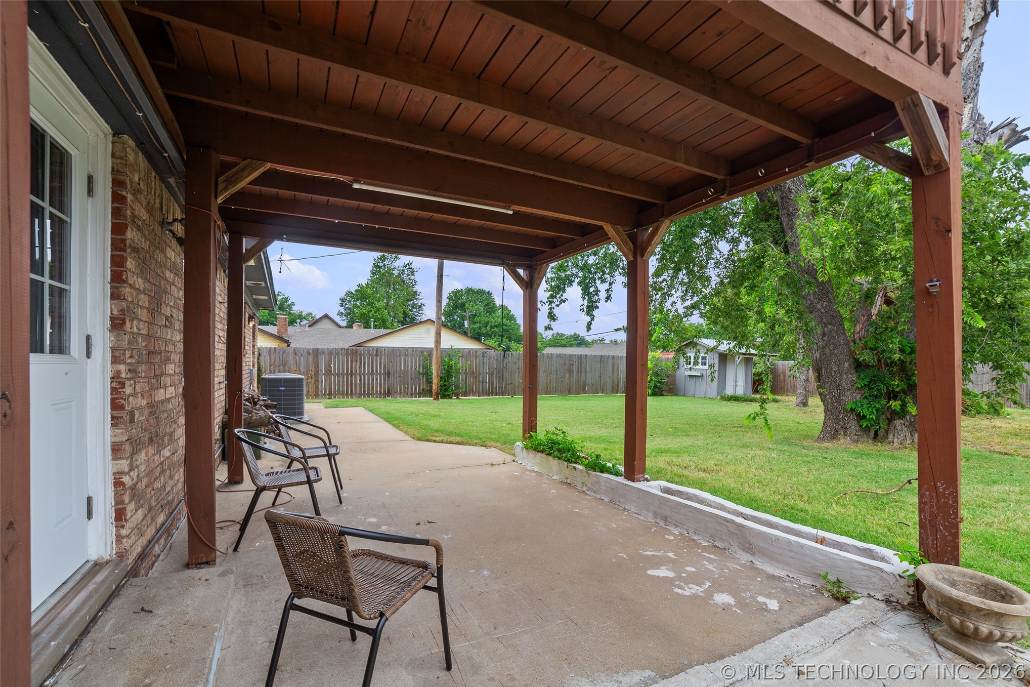 6525 E 56th Place