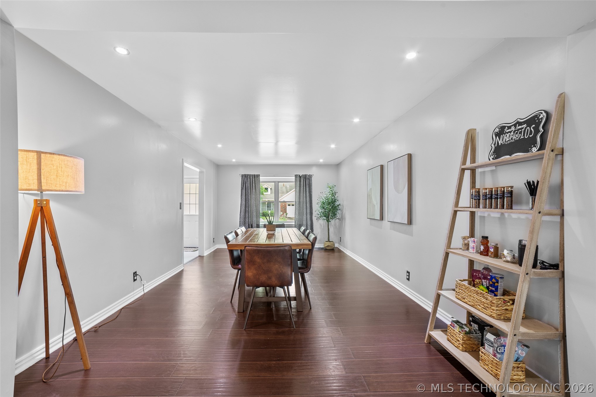 6525 E 56th Place