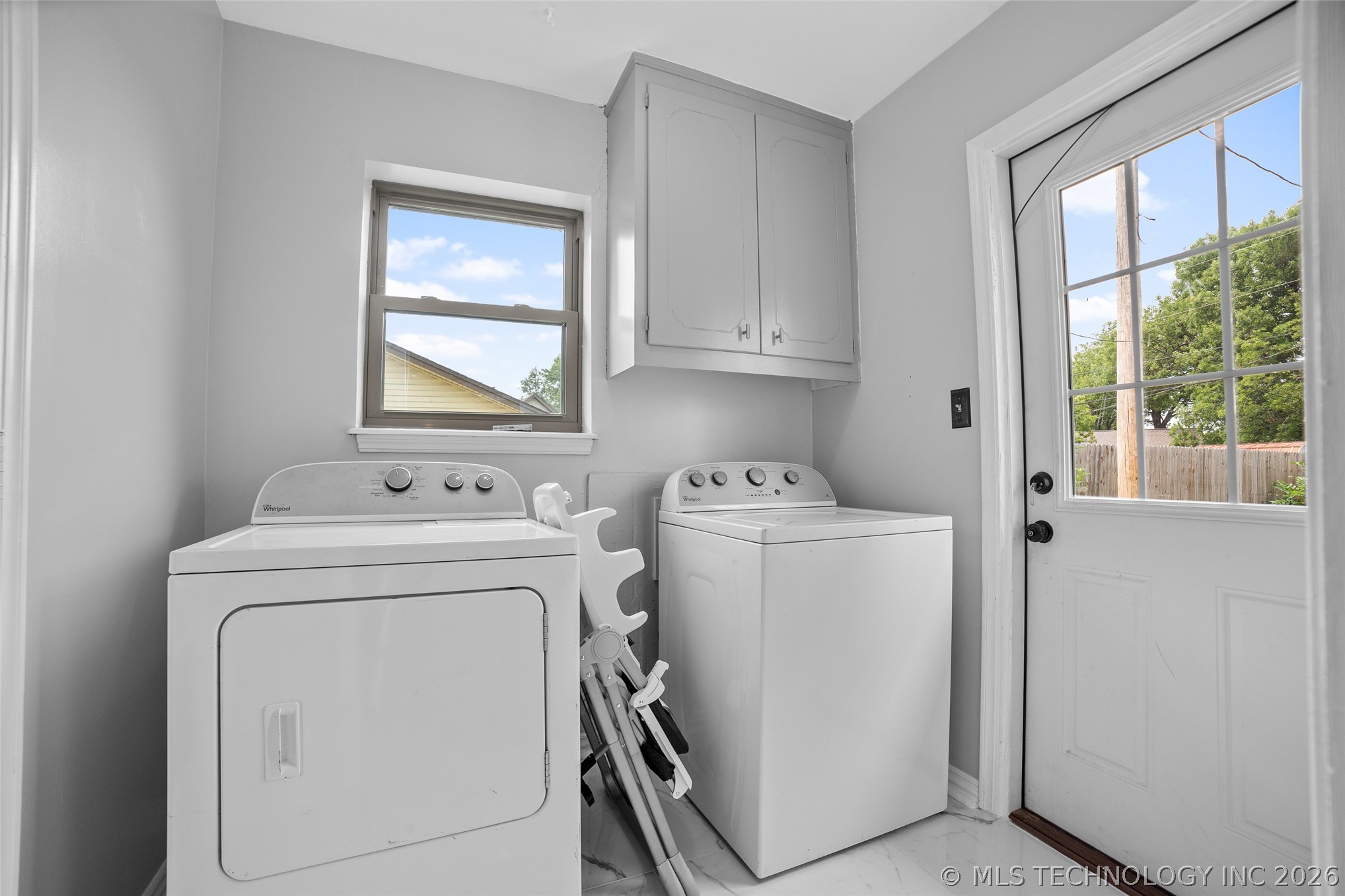 6525 E 56th Place