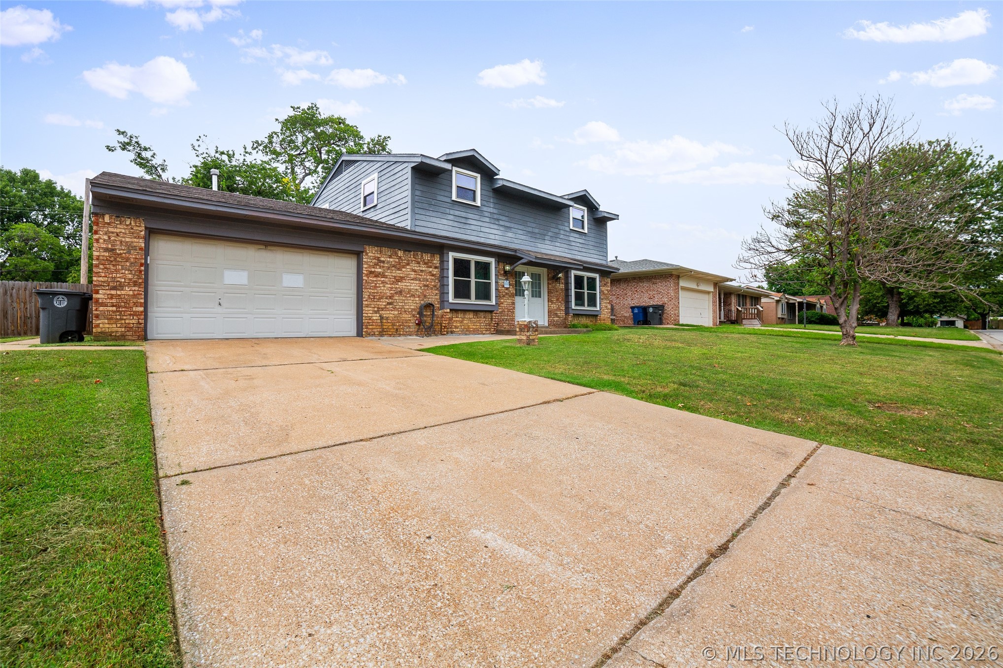6525 E 56th Place
