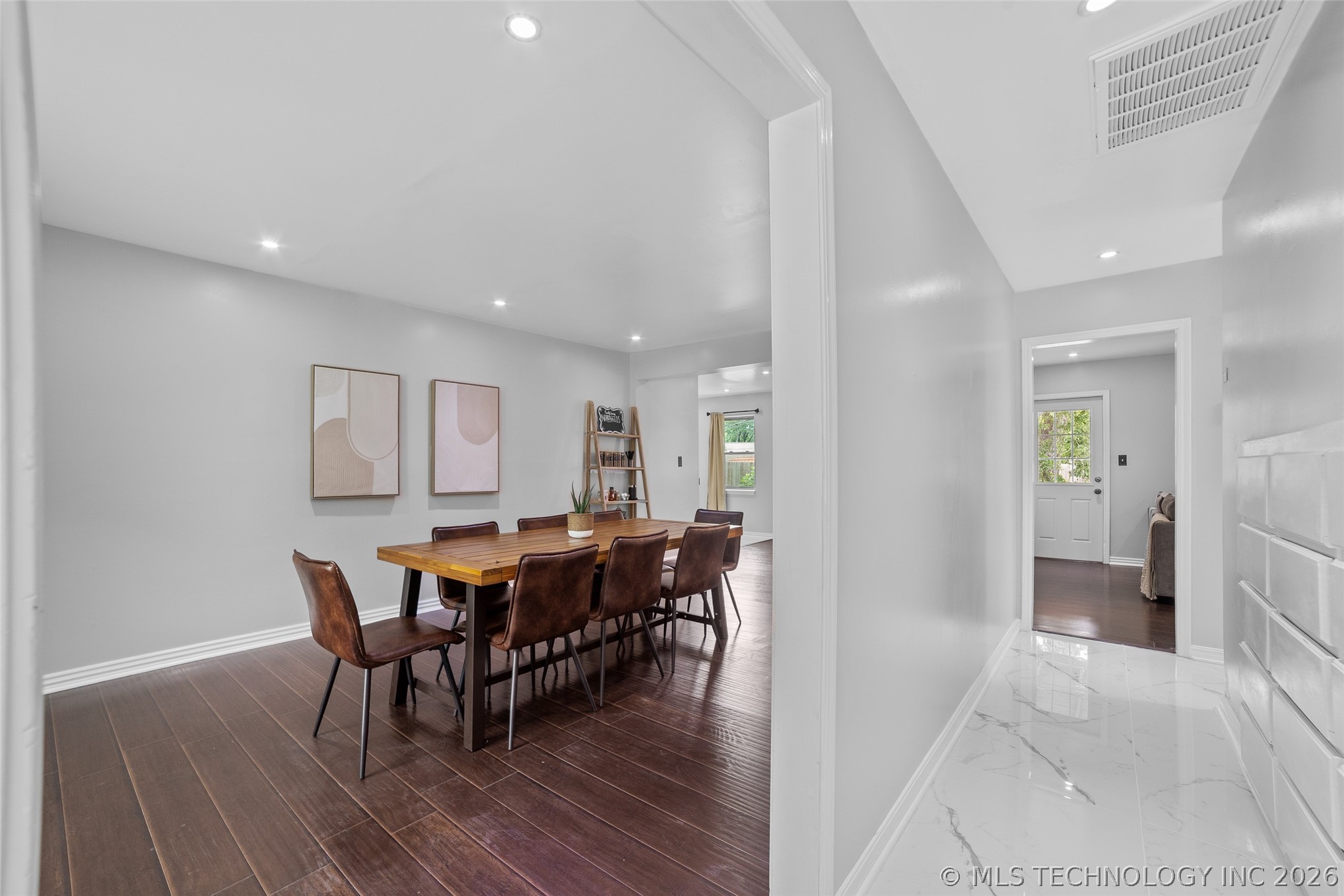 6525 E 56th Place
