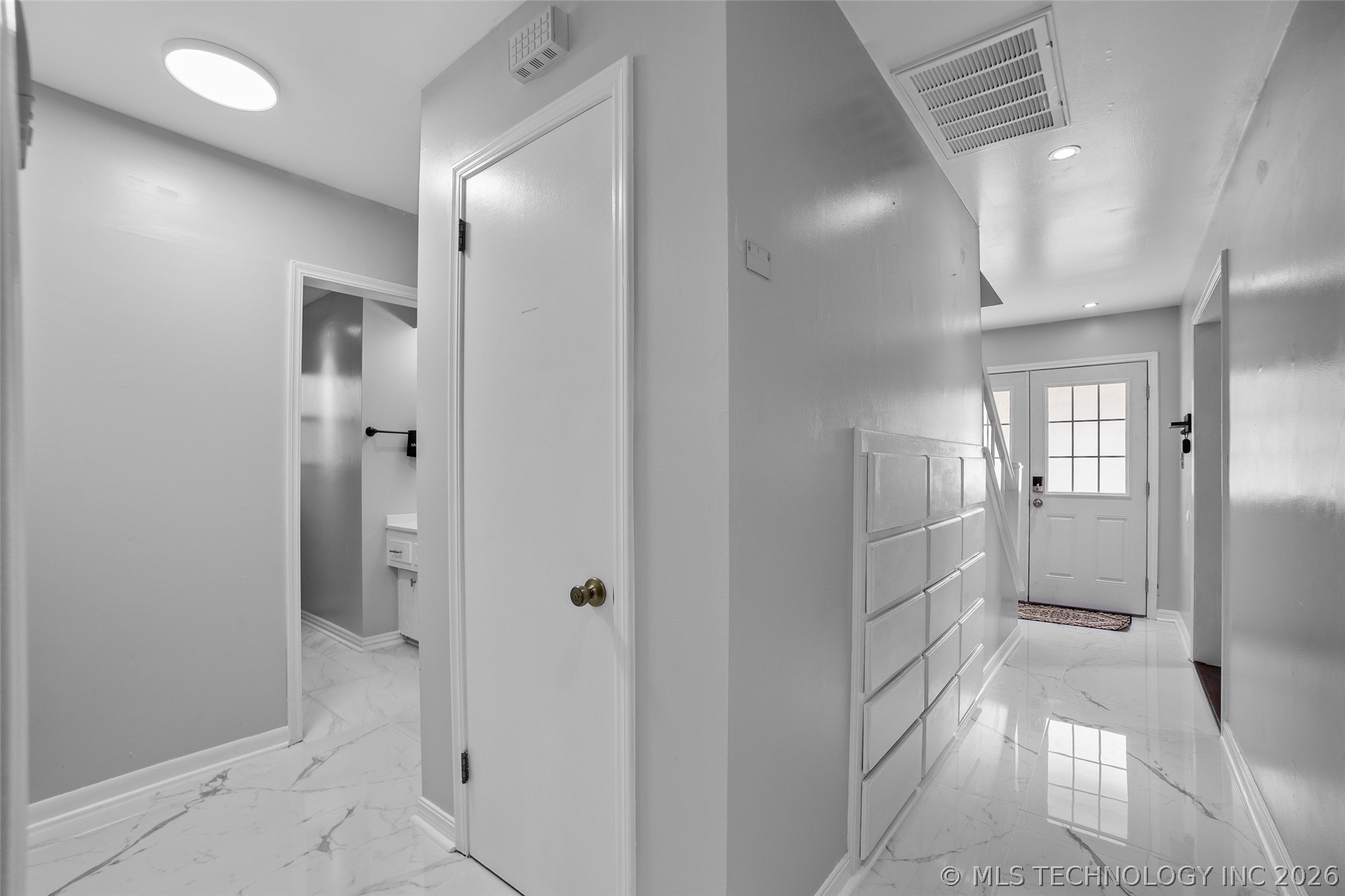 6525 E 56th Place