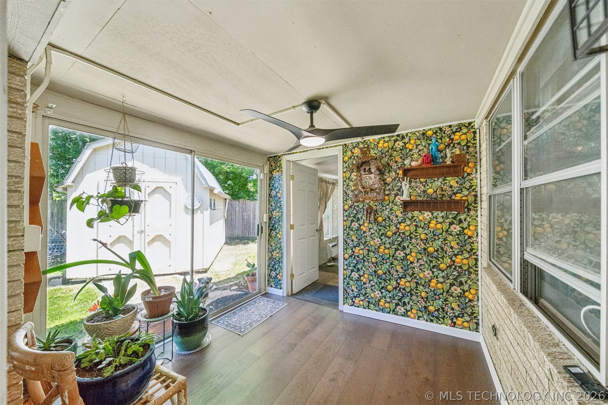 812 W Atlanta Place