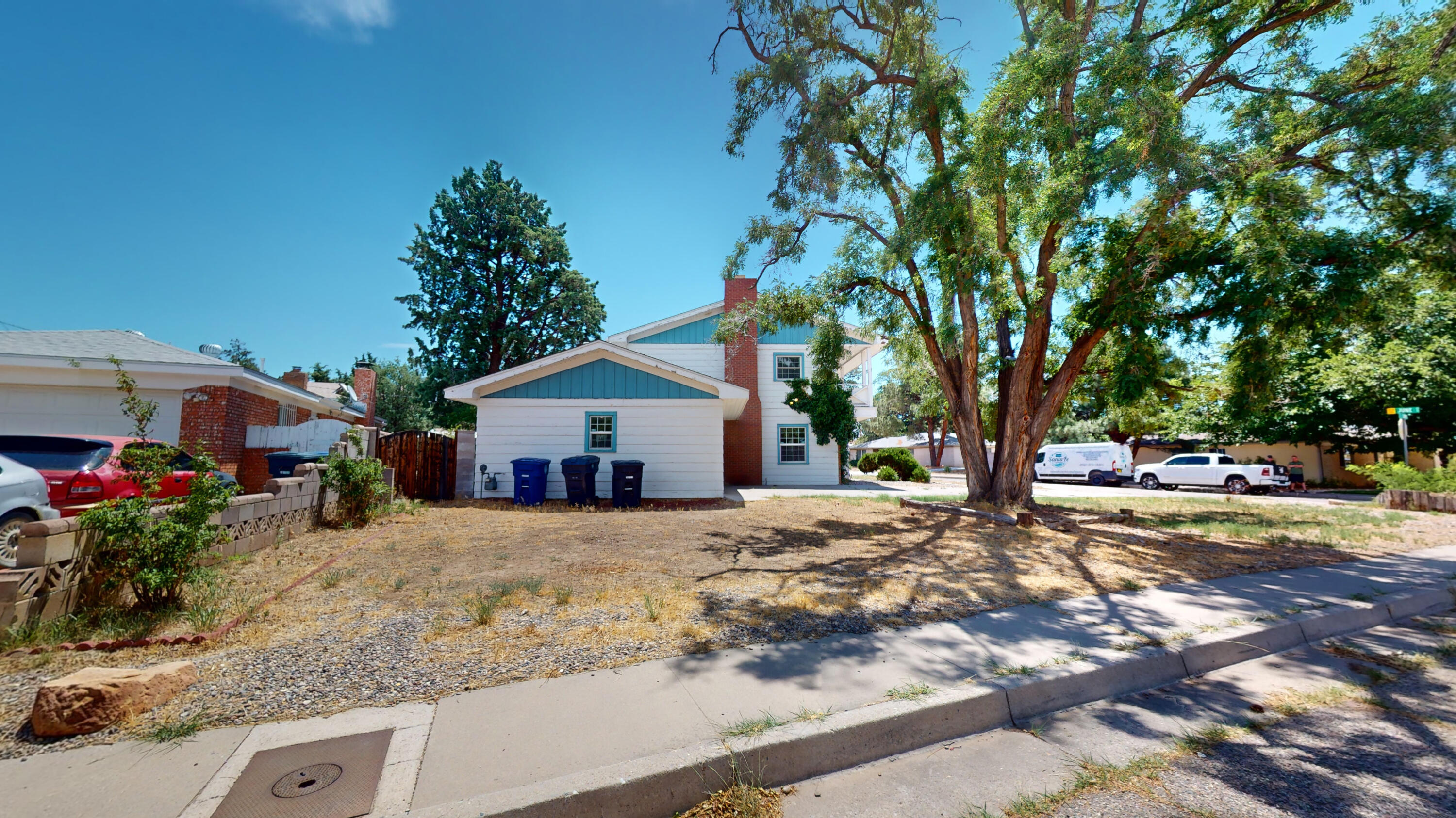 3324 June Court NE