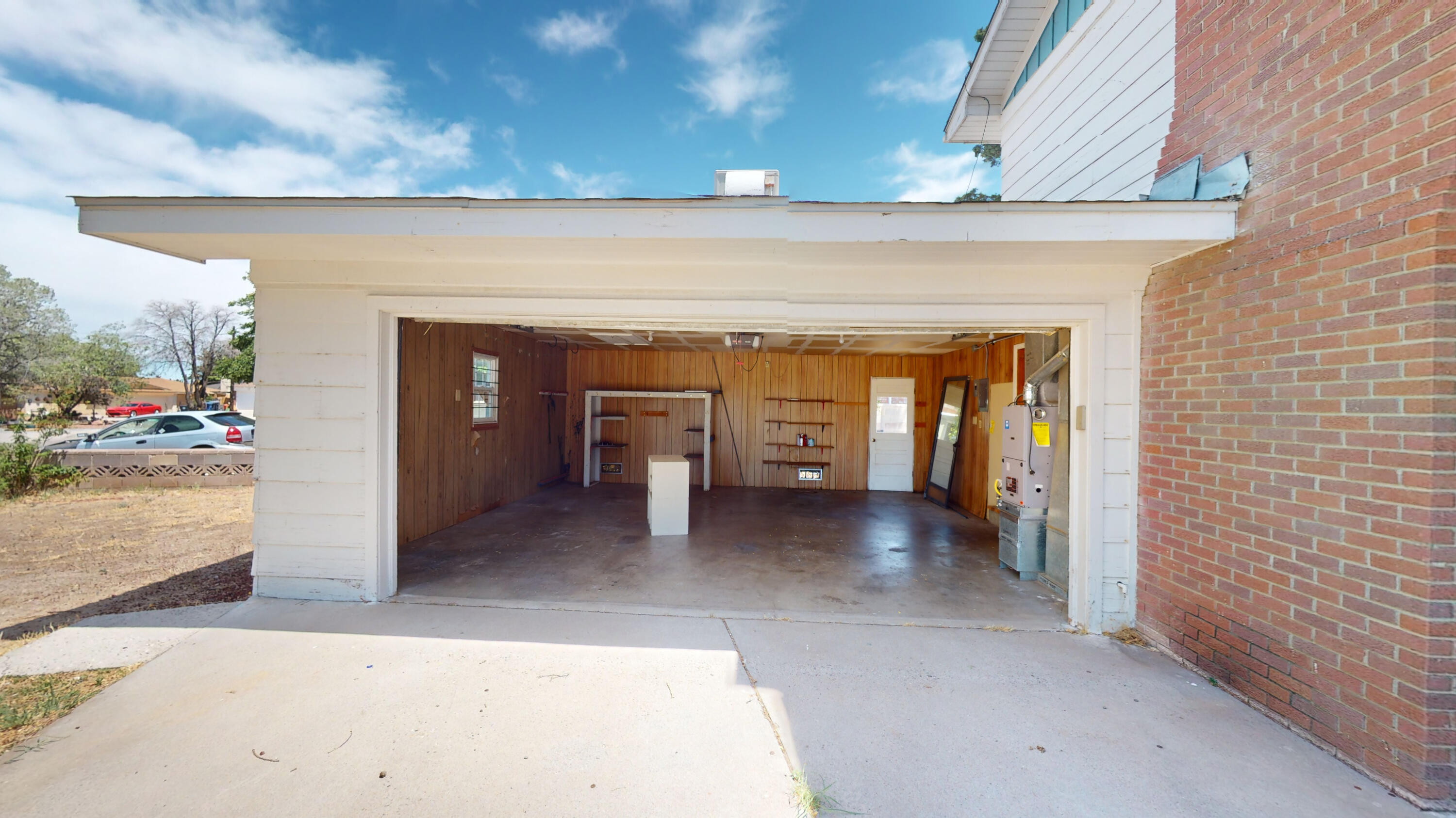 3324 June Court NE
