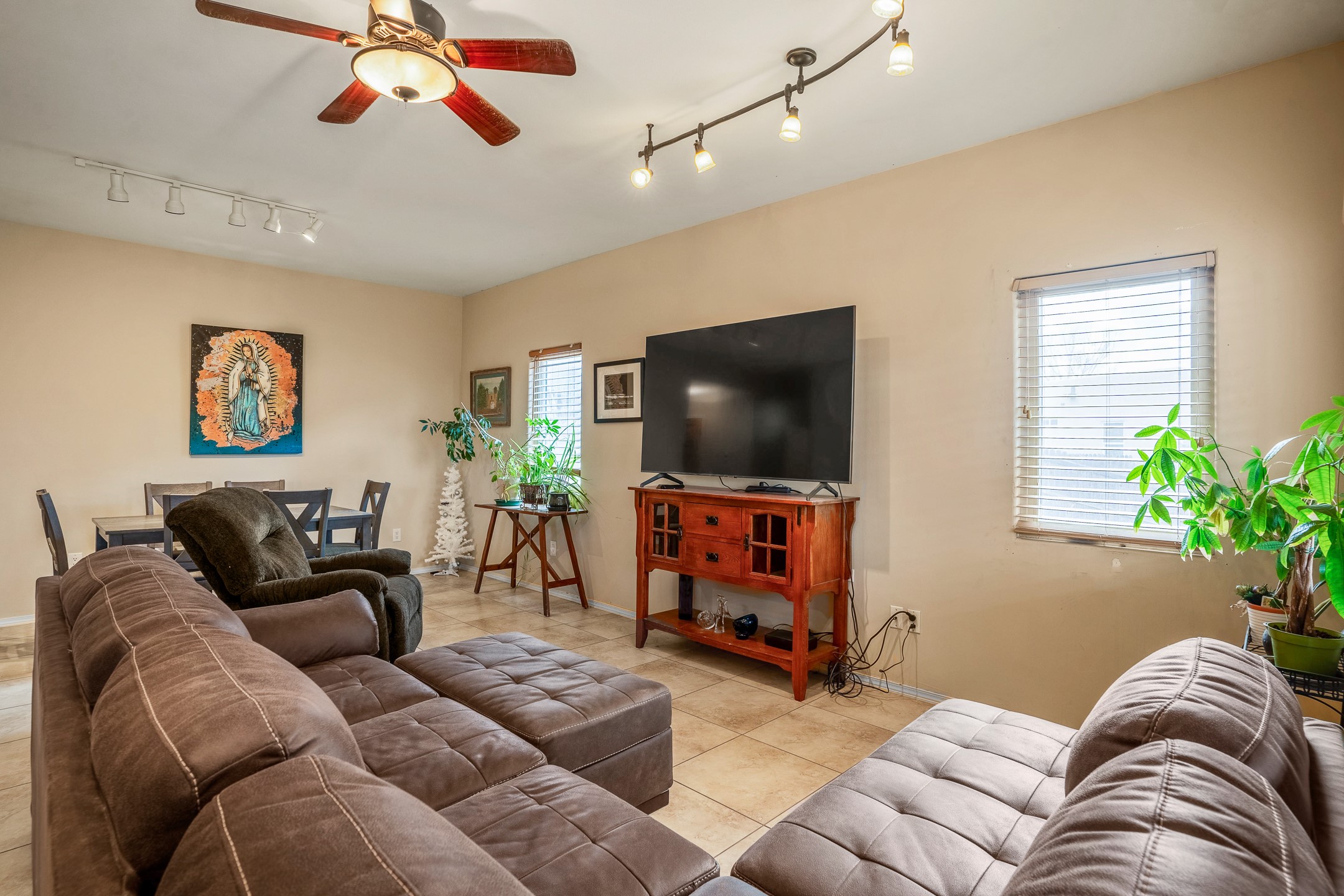 7616 Mesa Del Oro Lane