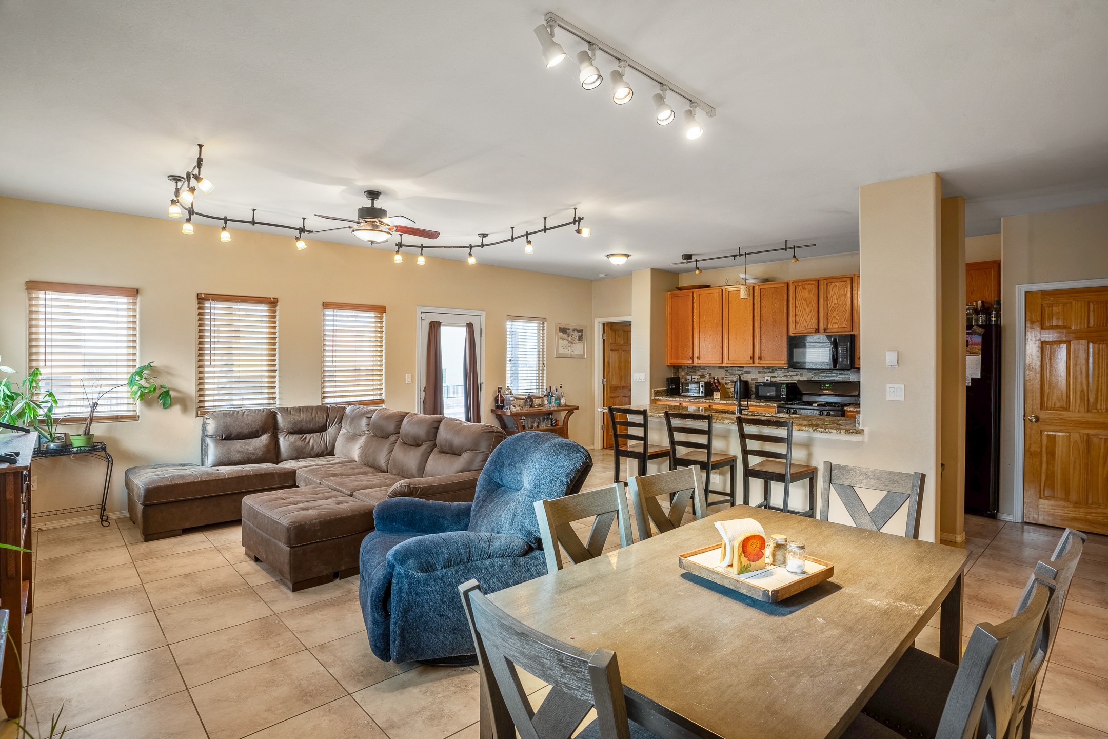 7616 Mesa Del Oro Lane