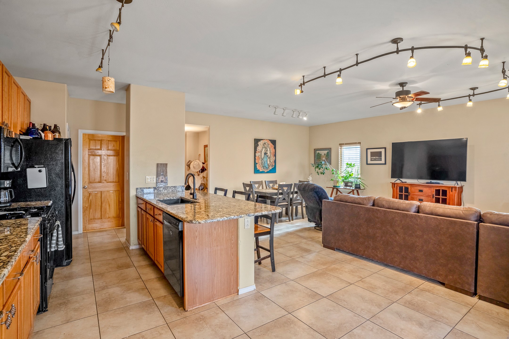 7616 Mesa Del Oro Lane