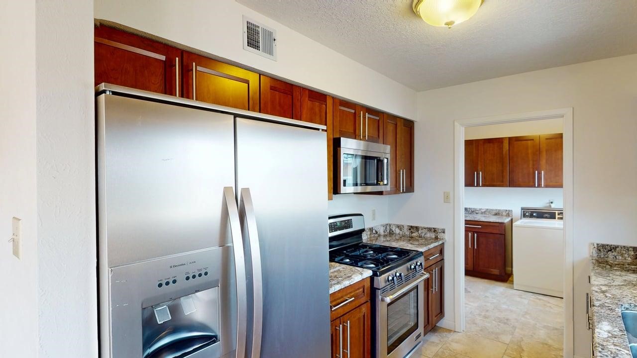 3300 Camino Prado Vista