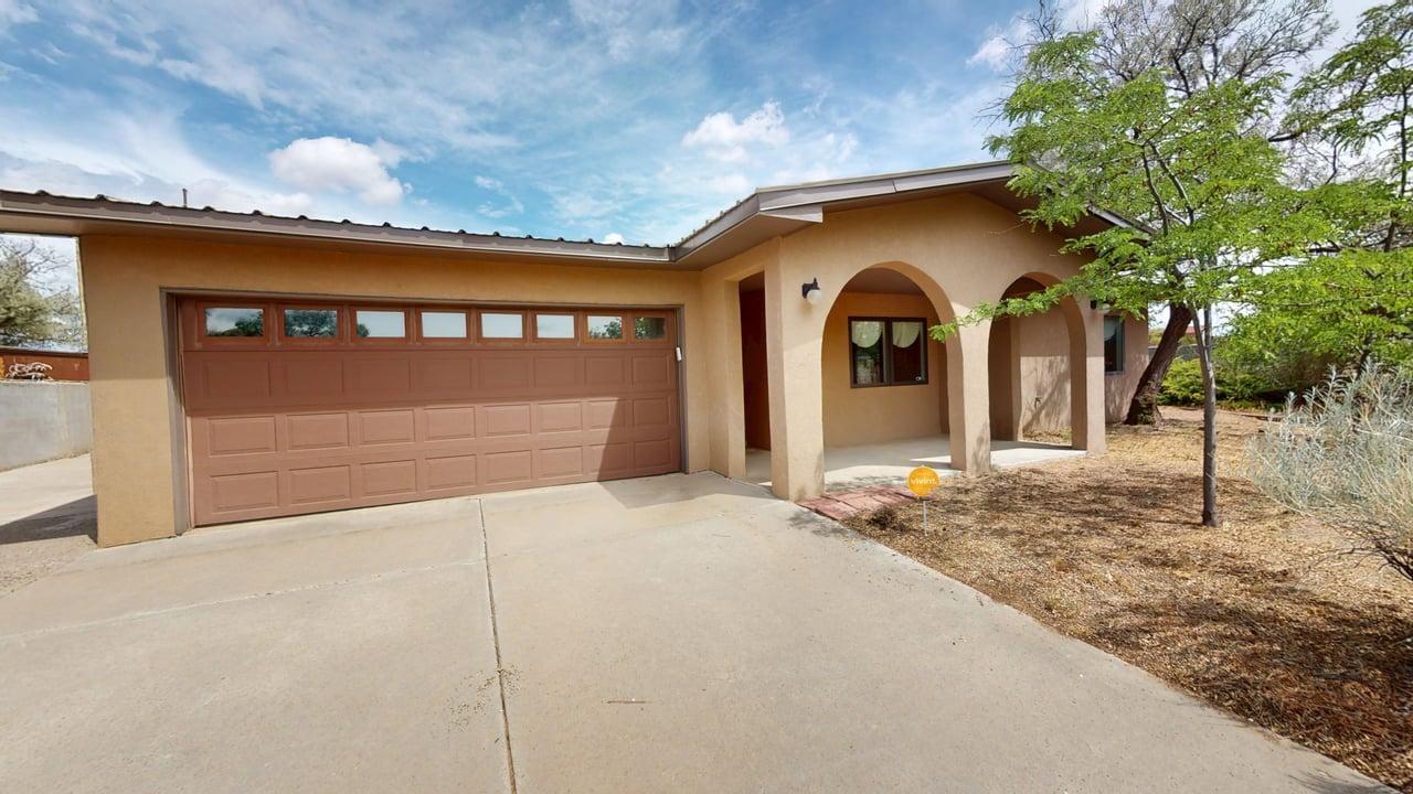 3300 Camino Prado Vista