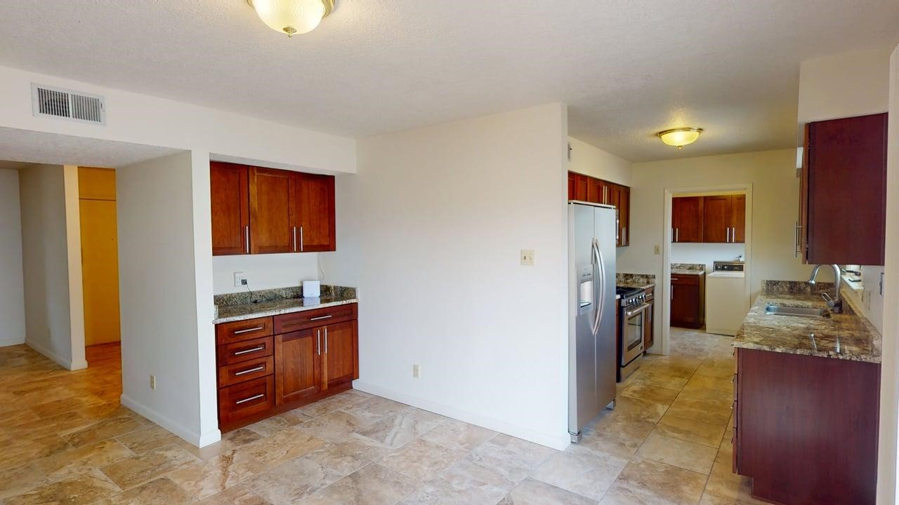 3300 Camino Prado Vista