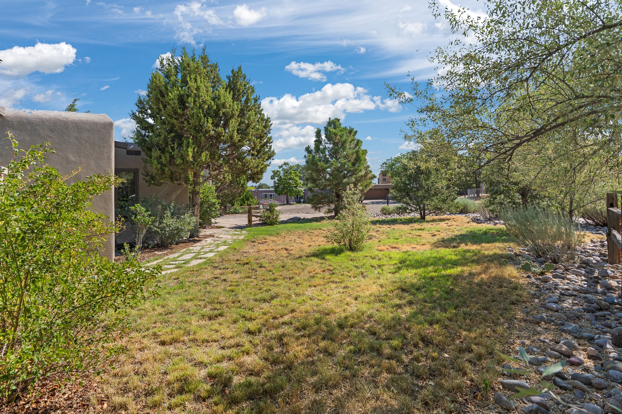 2396 Cielo Vista
