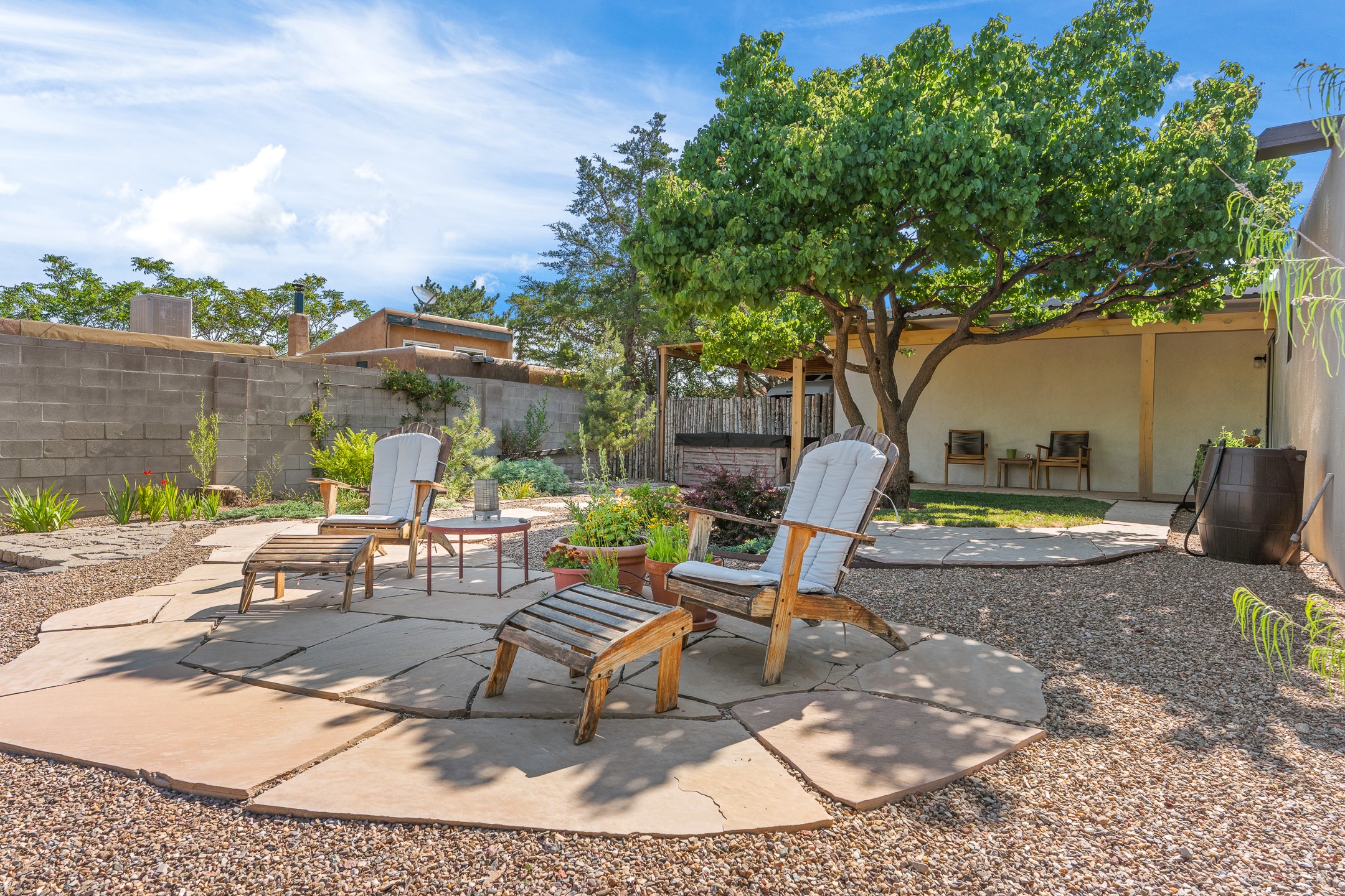 2396 Cielo Vista