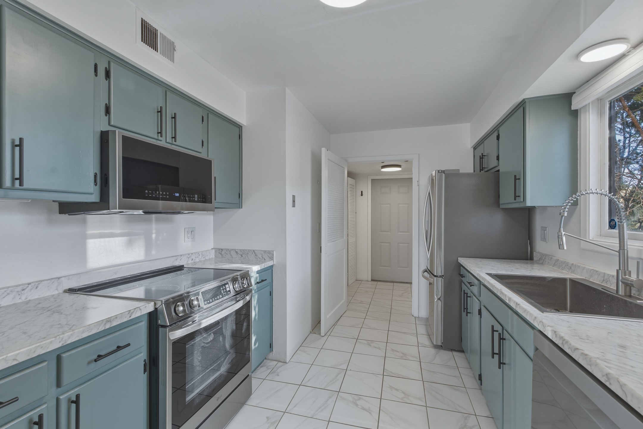 3160 Plaza Blanca