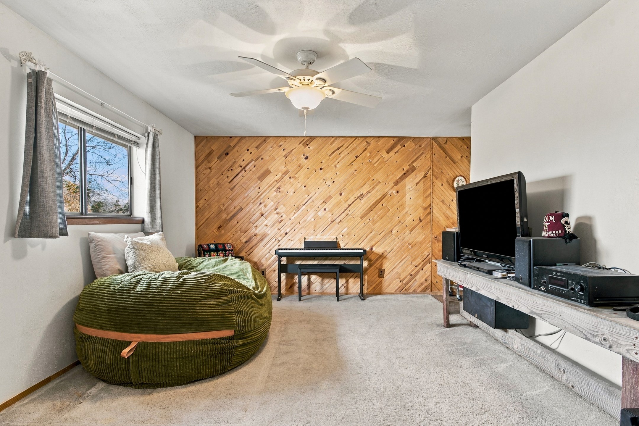 44 Willow Branch