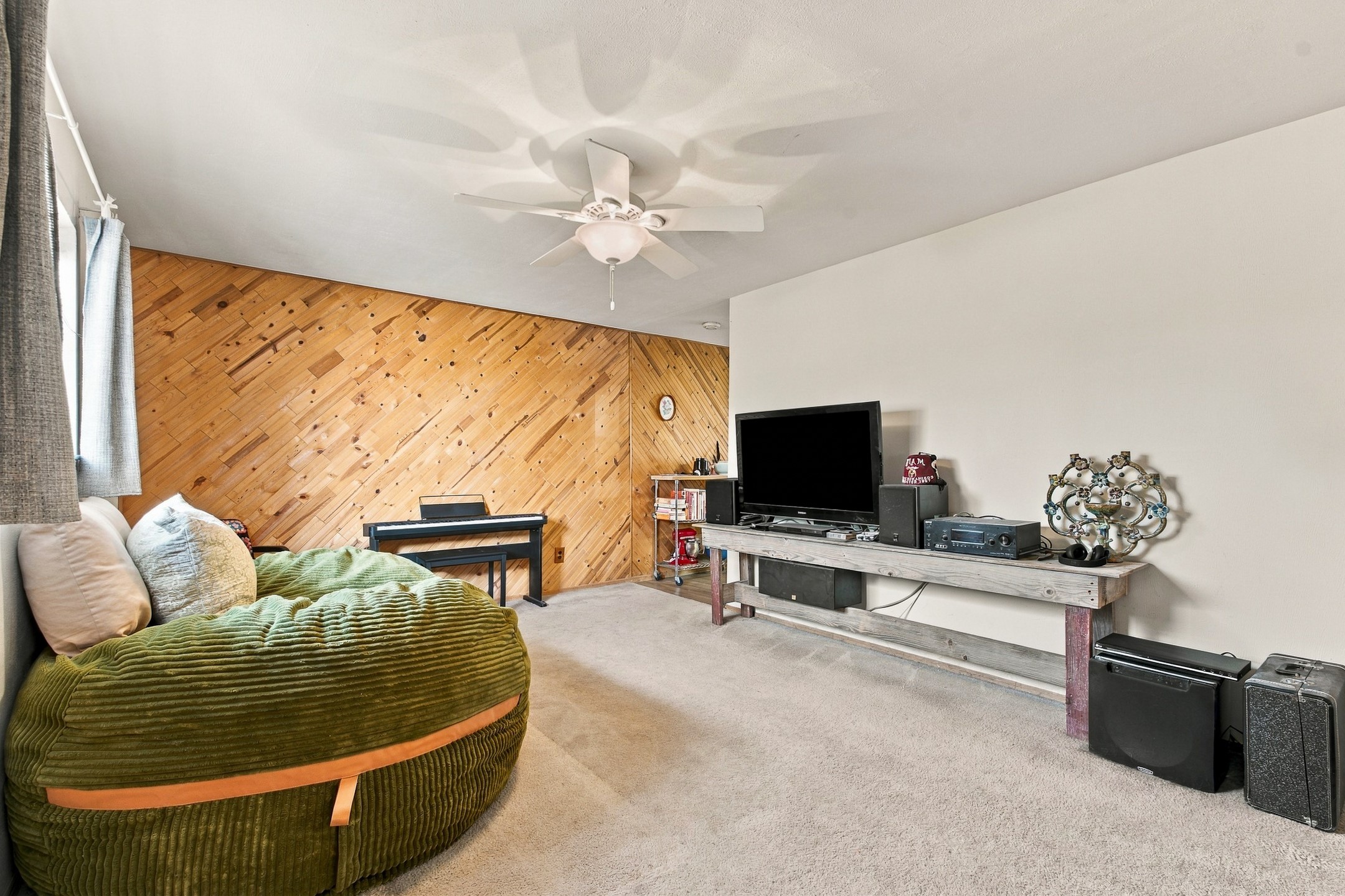 44 Willow Branch