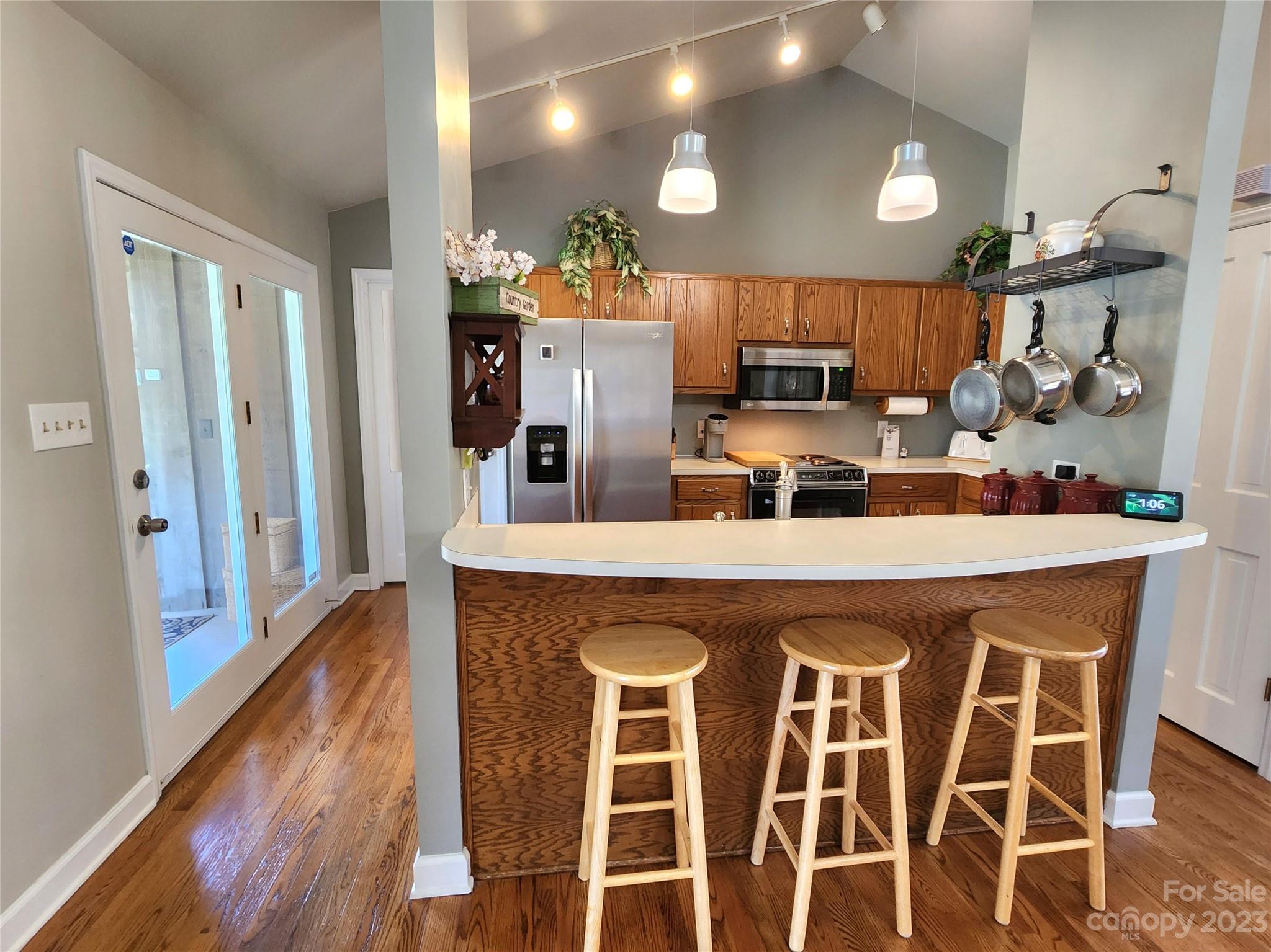 1101 Running Brook Road