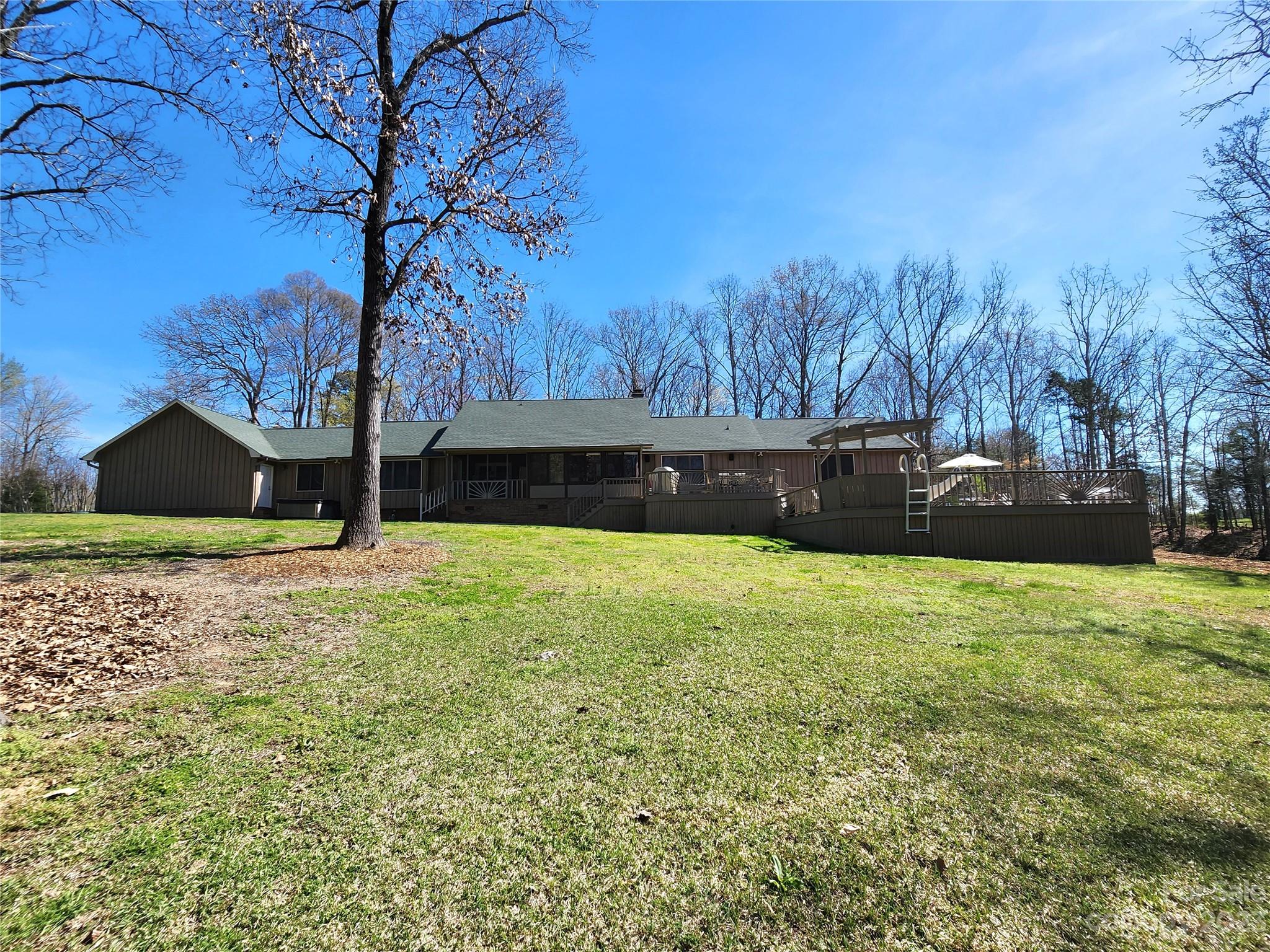 1101 Running Brook Road