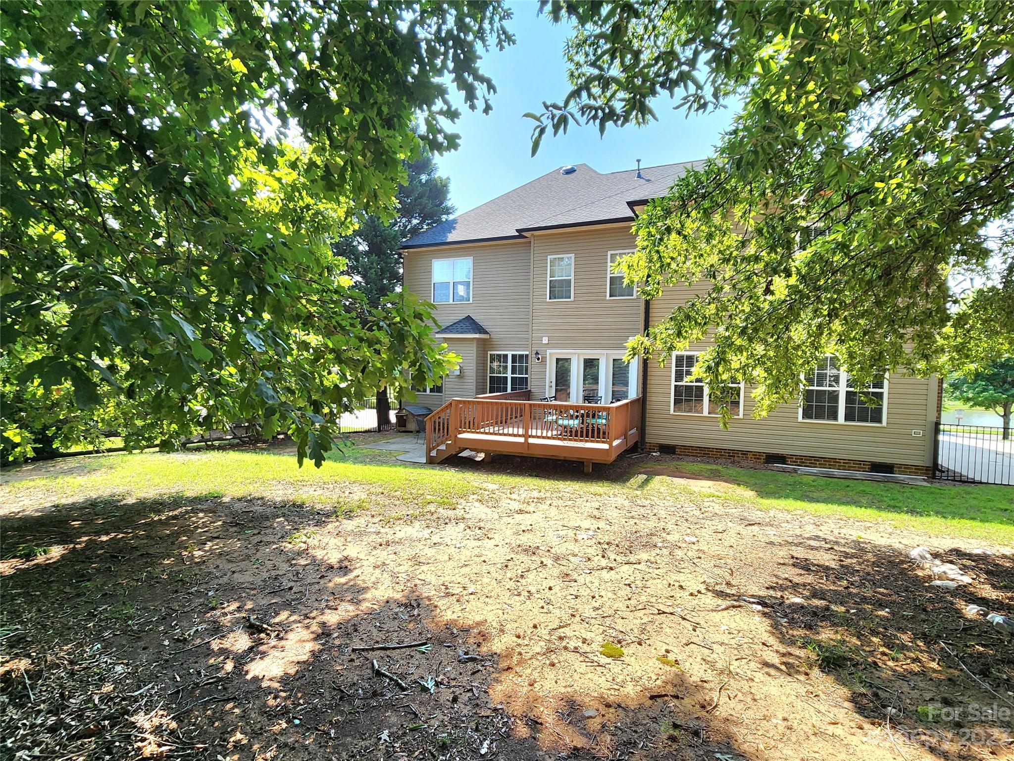2521 Bellingham Drive NW