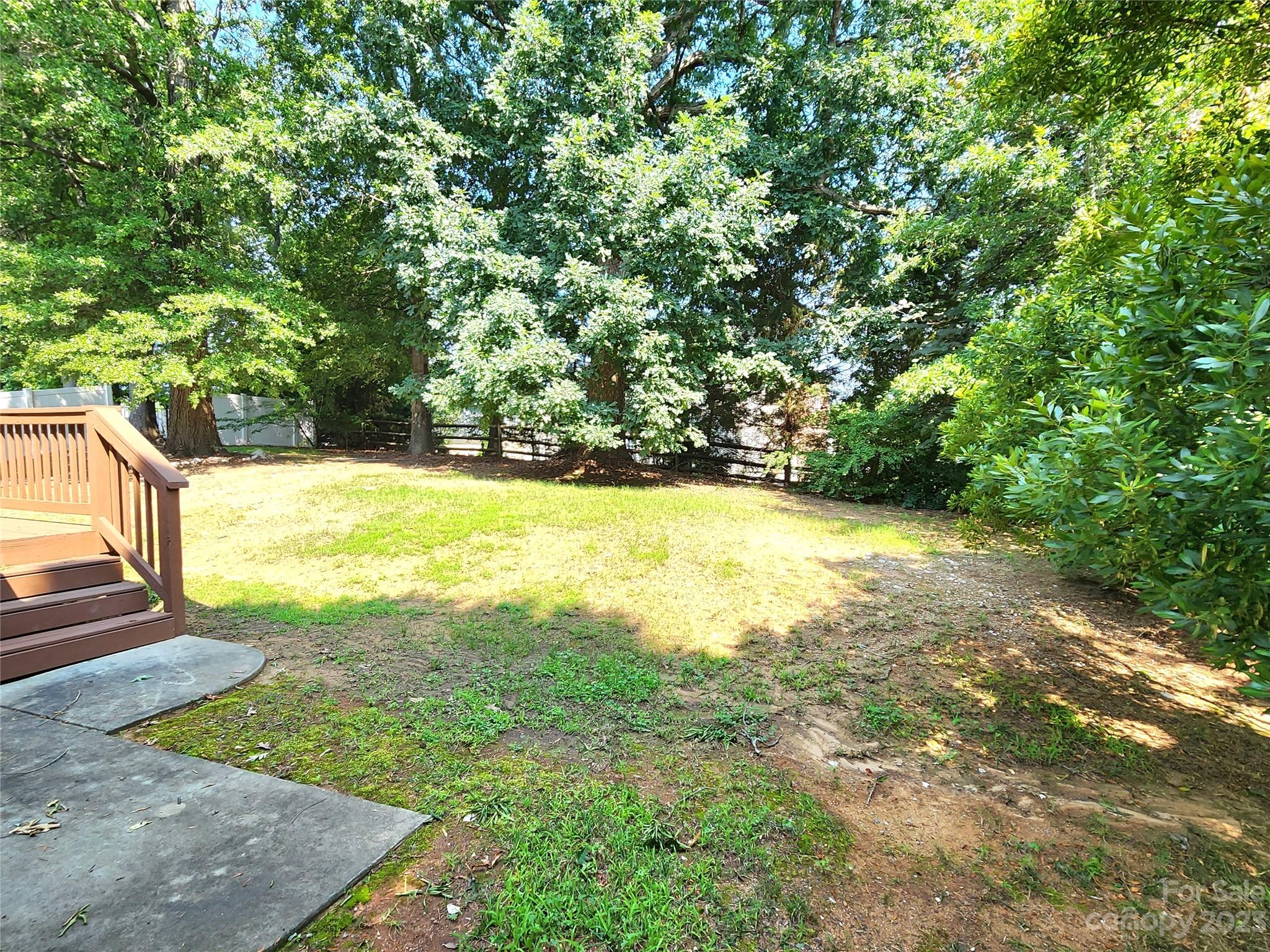 2521 Bellingham Drive NW