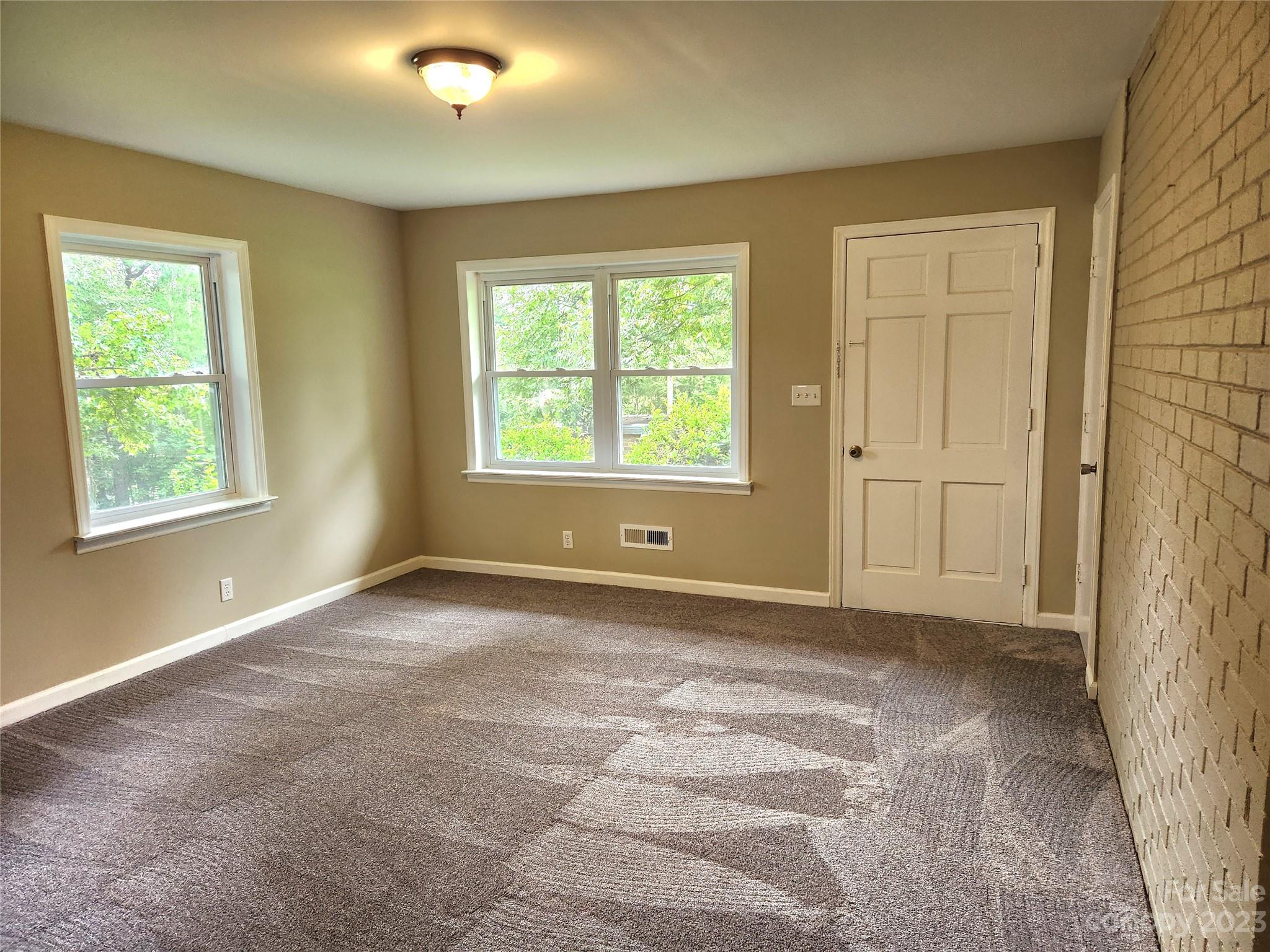 4677 Club View Drive