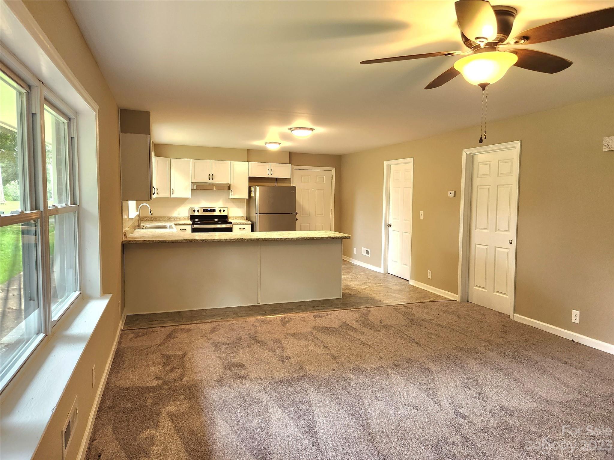 4677 Club View Drive