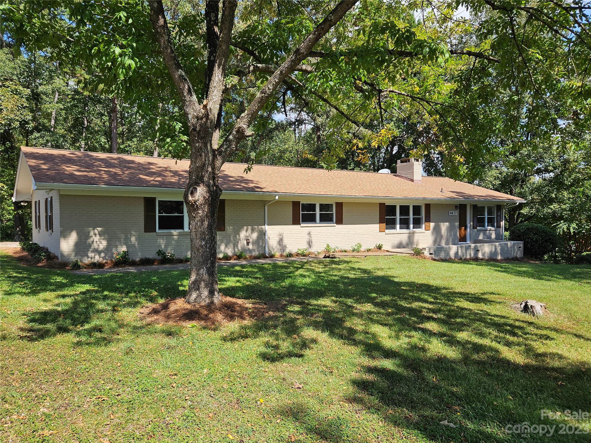 4677 Club View Drive