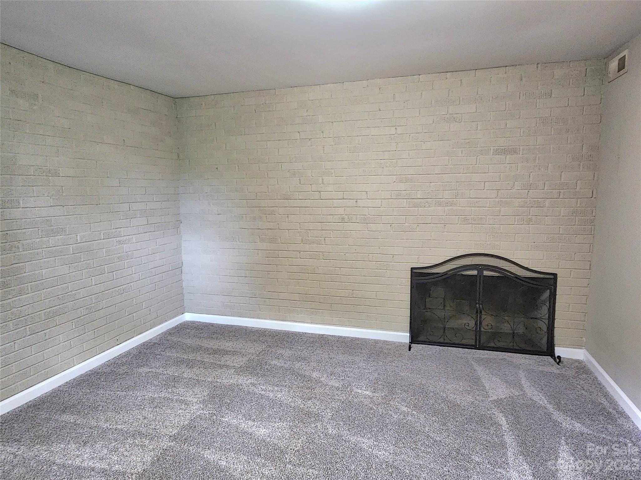 4677 Club View Drive