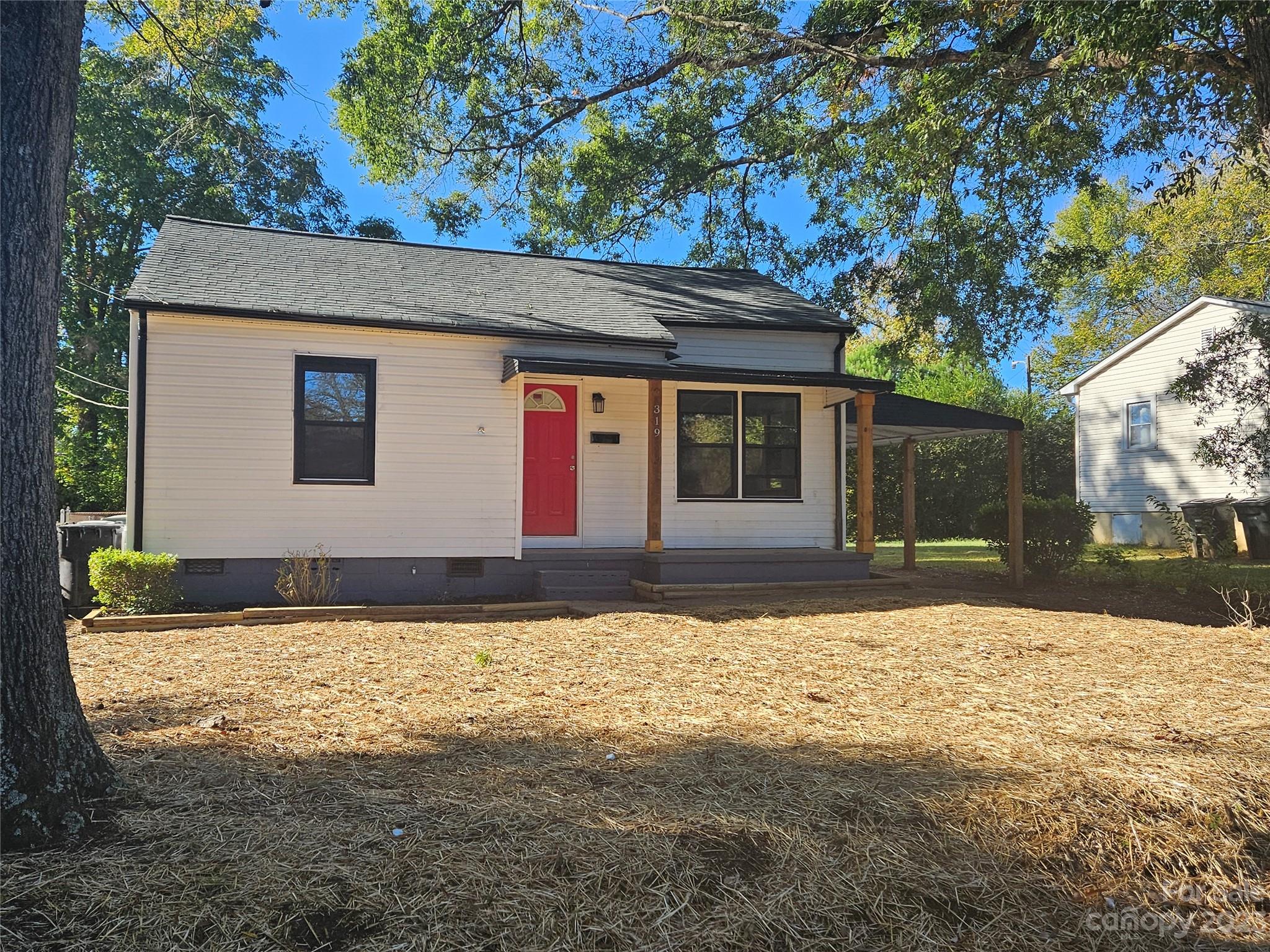 319 Parkview Court SW