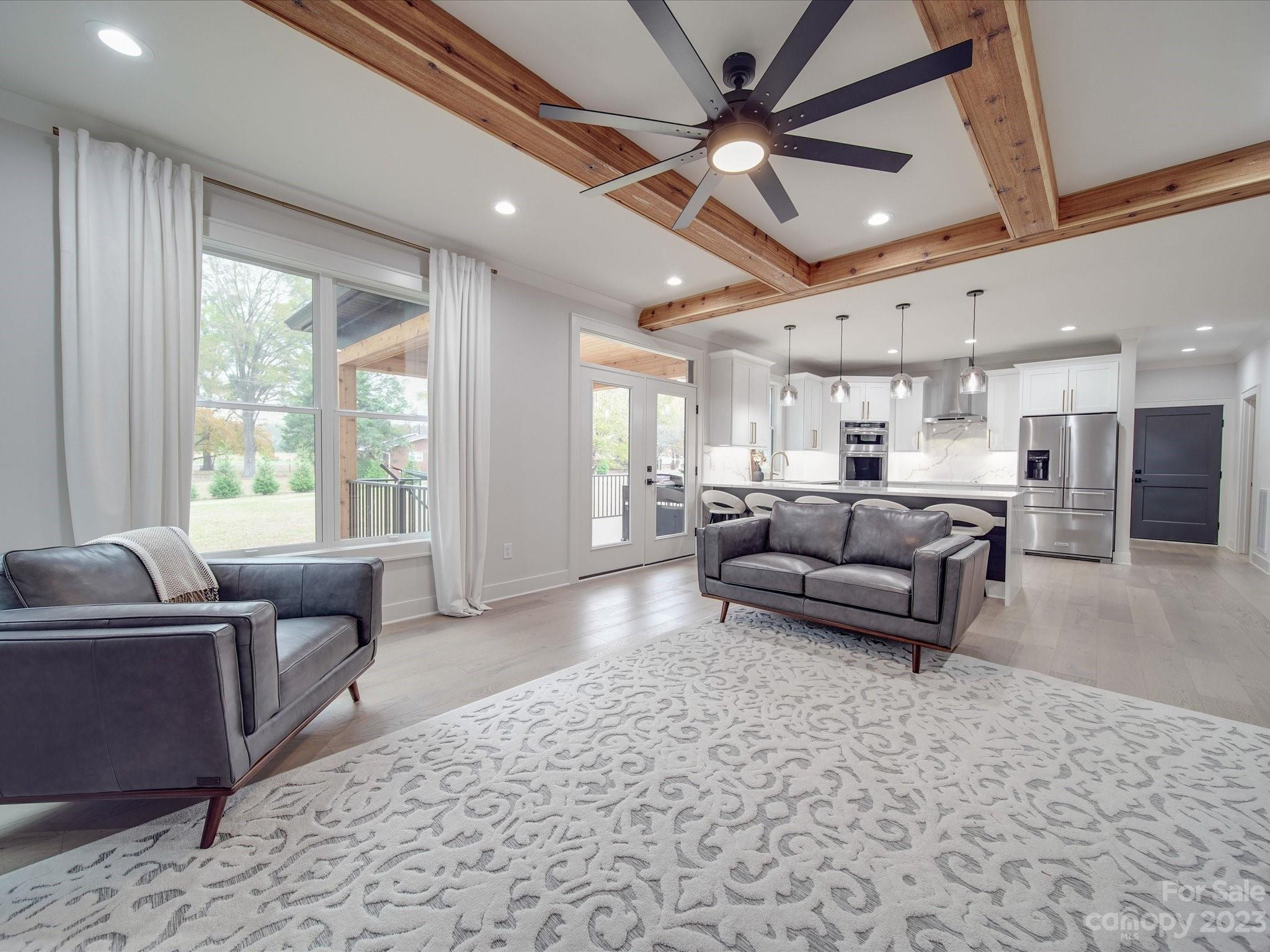 100 Water Oak Lane
