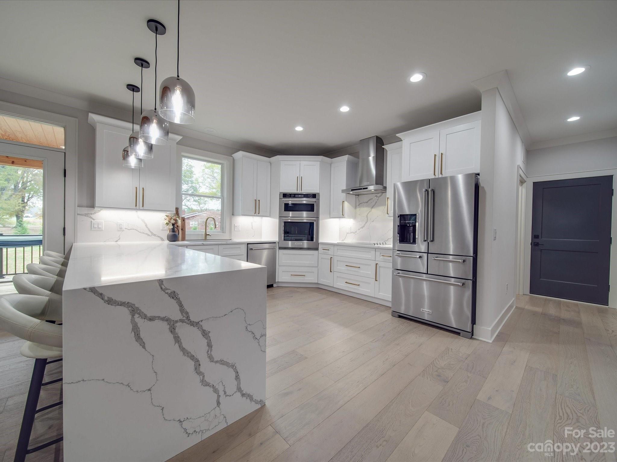 100 Water Oak Lane