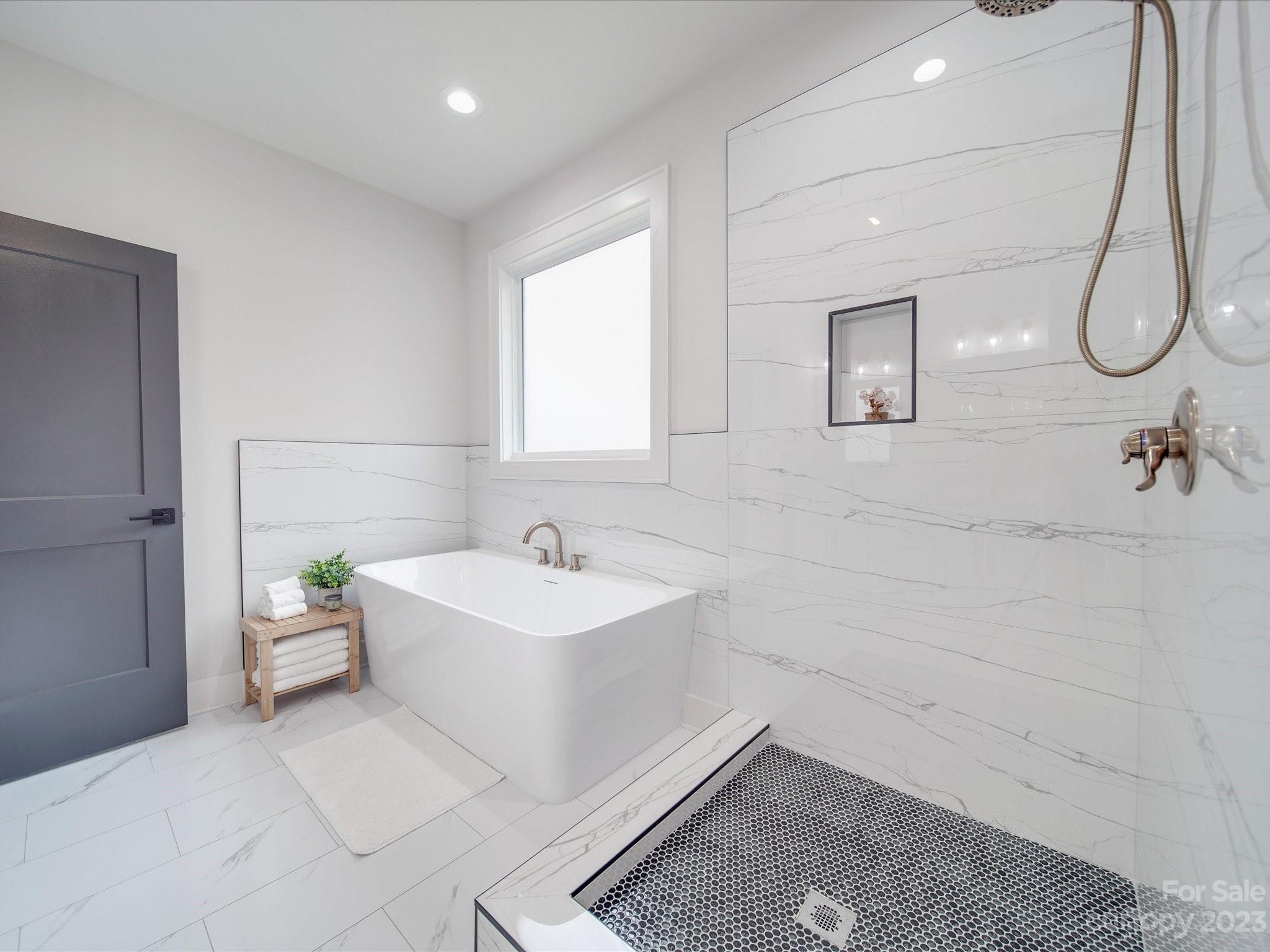 100 Water Oak Lane