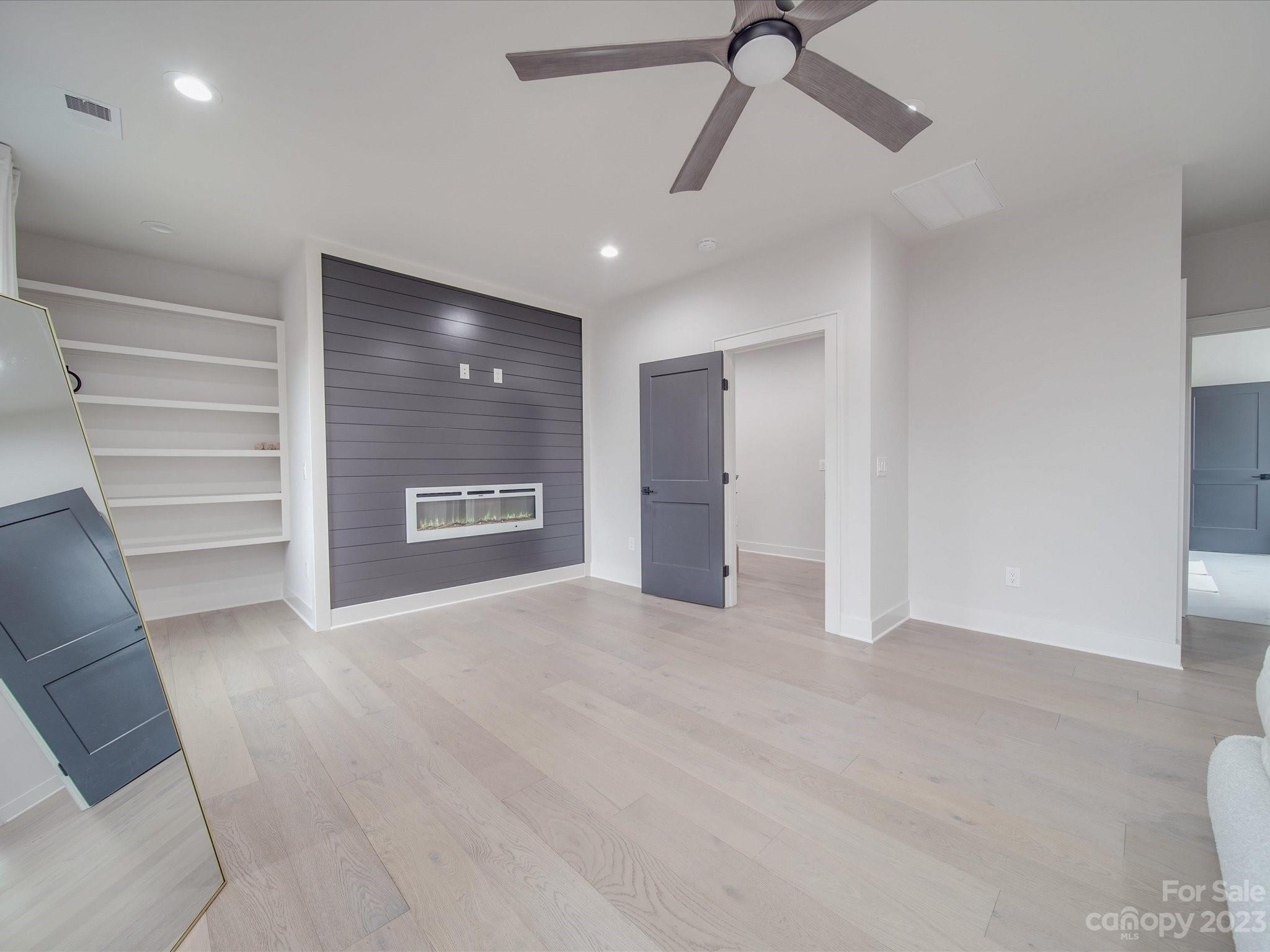 100 Water Oak Lane