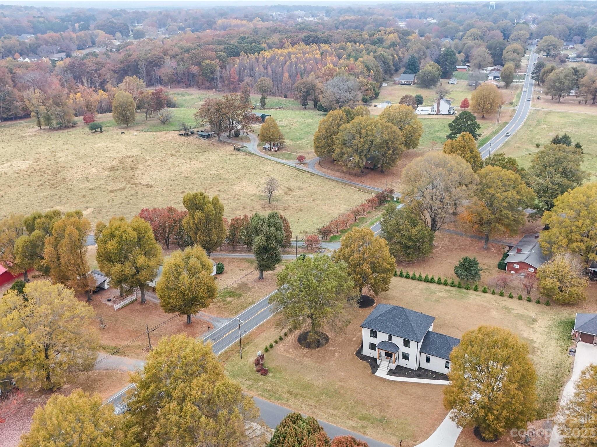 100 Water Oak Lane