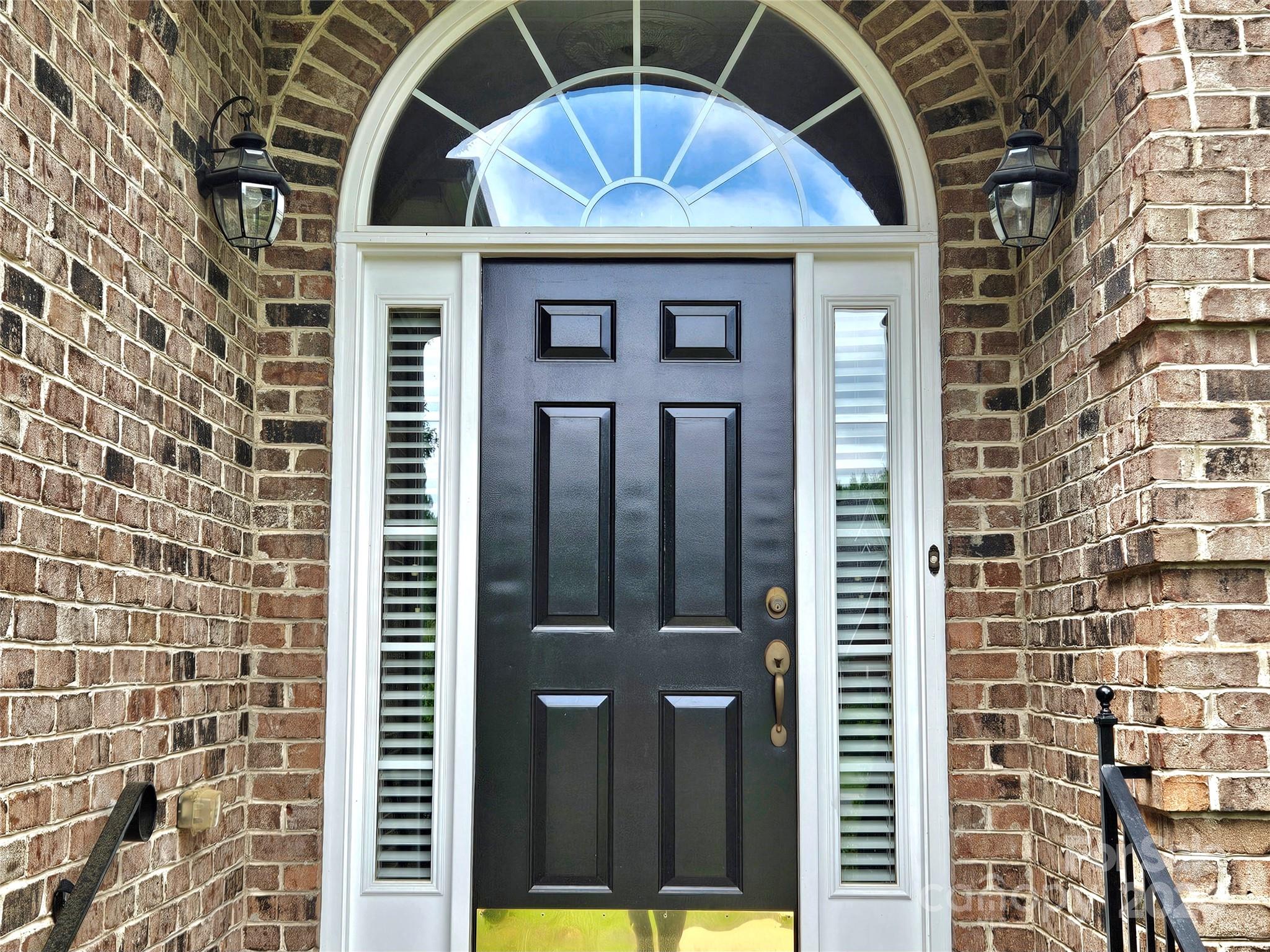 4001 Honeybrook Court
