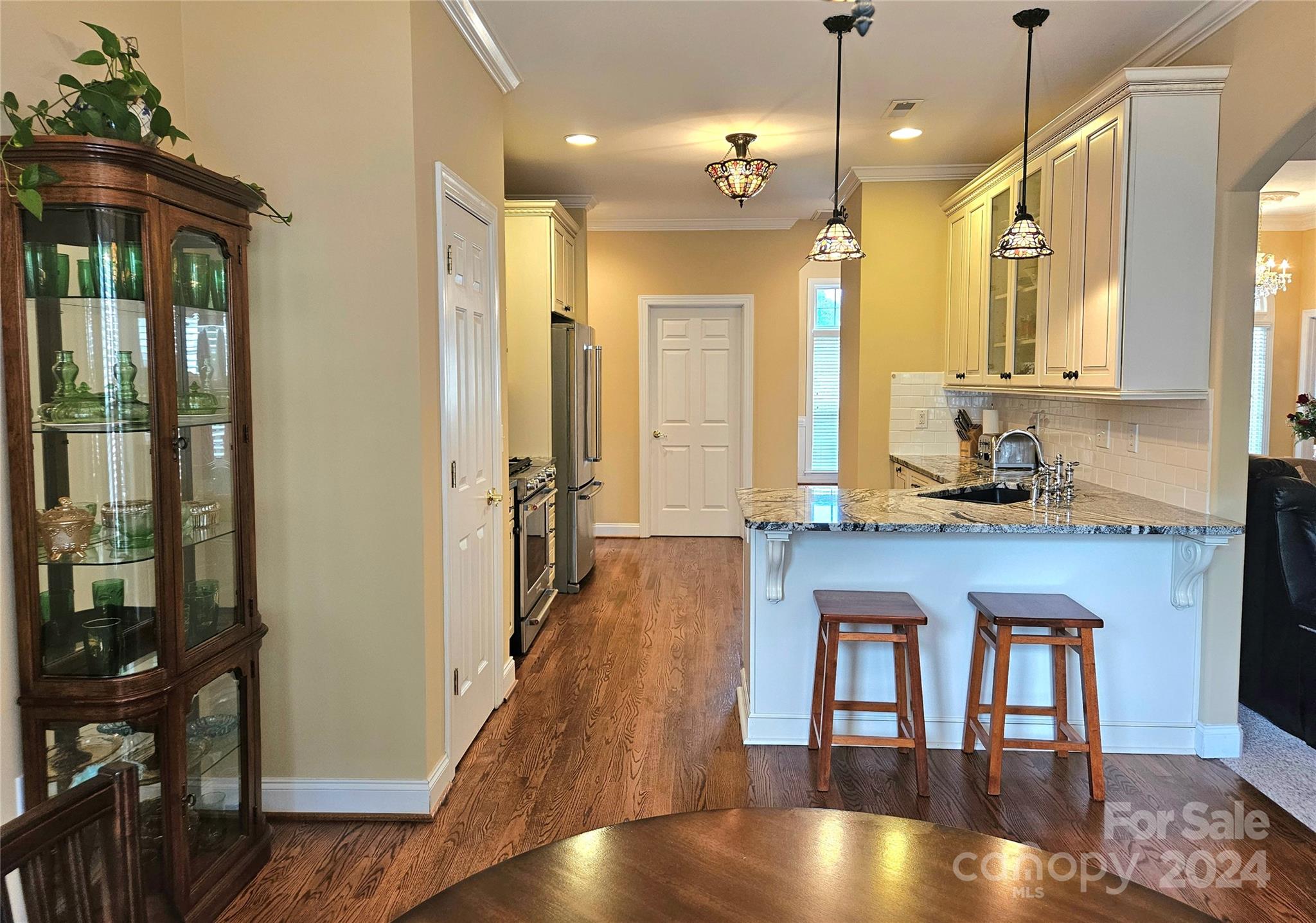 4001 Honeybrook Court