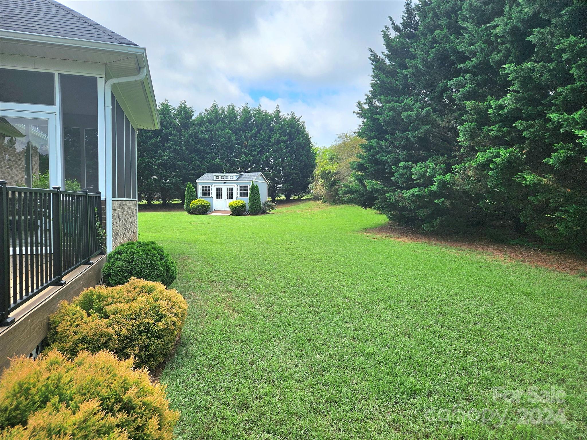 4001 Honeybrook Court