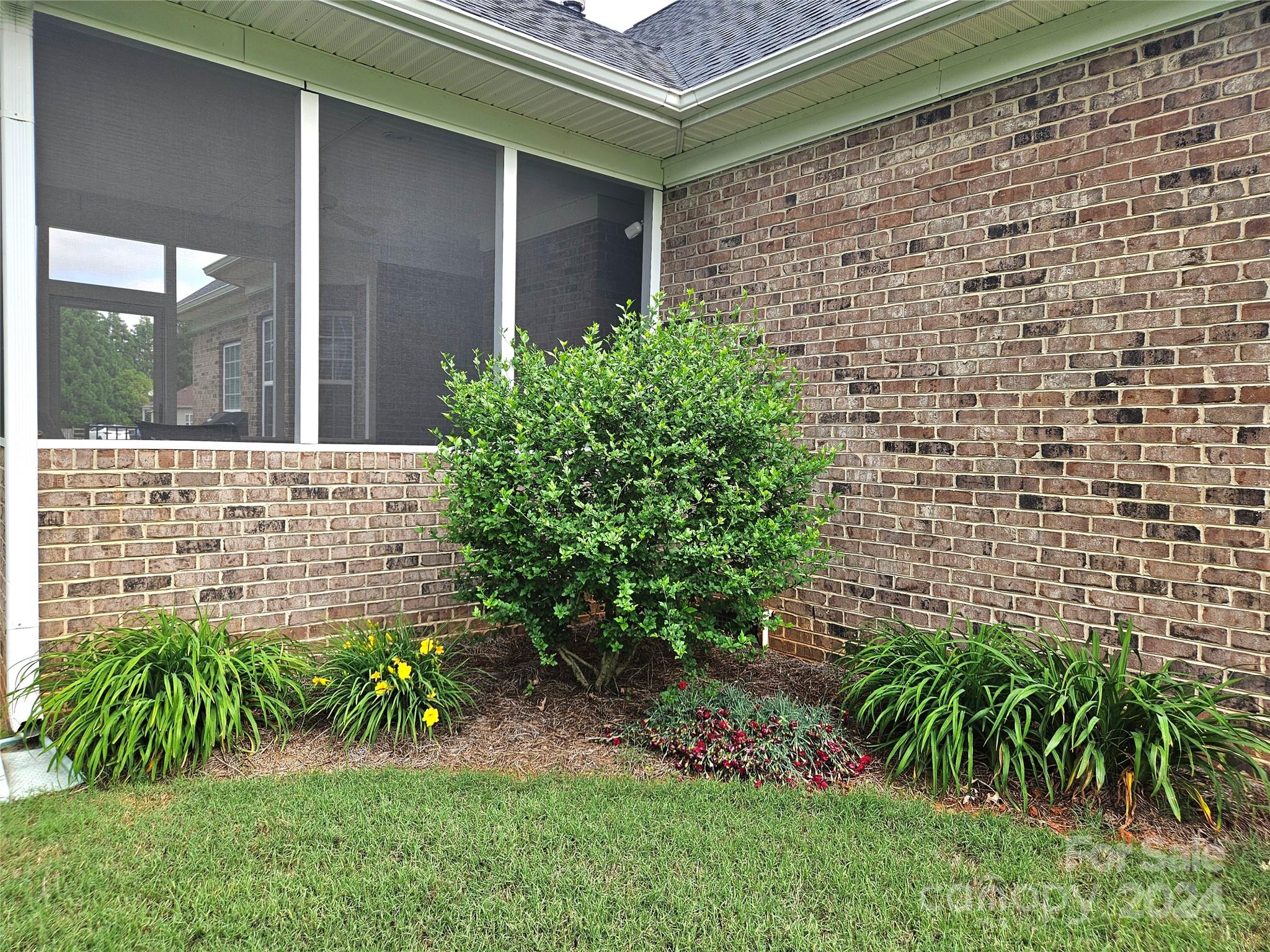 4001 Honeybrook Court