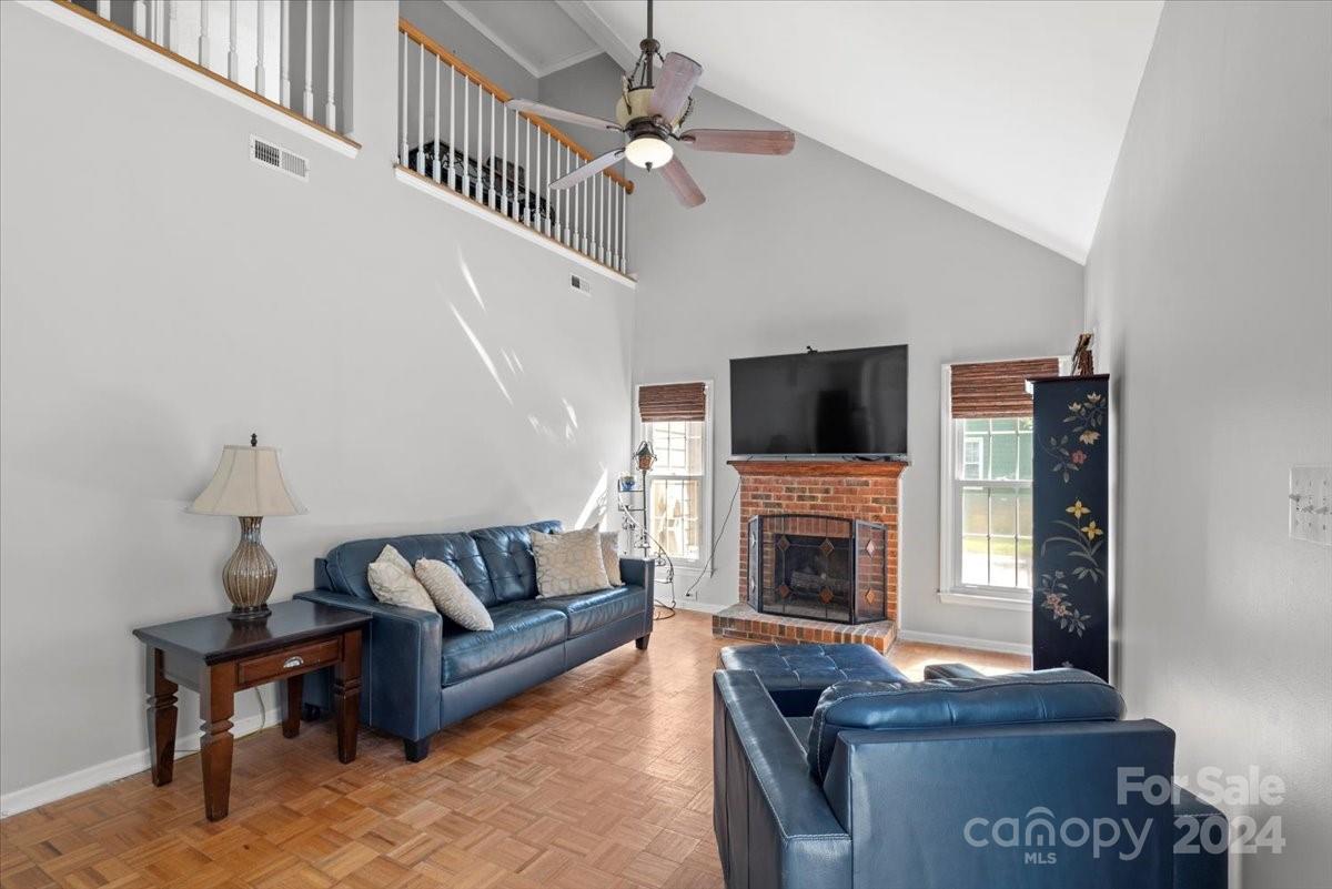6604 Mimosa Street