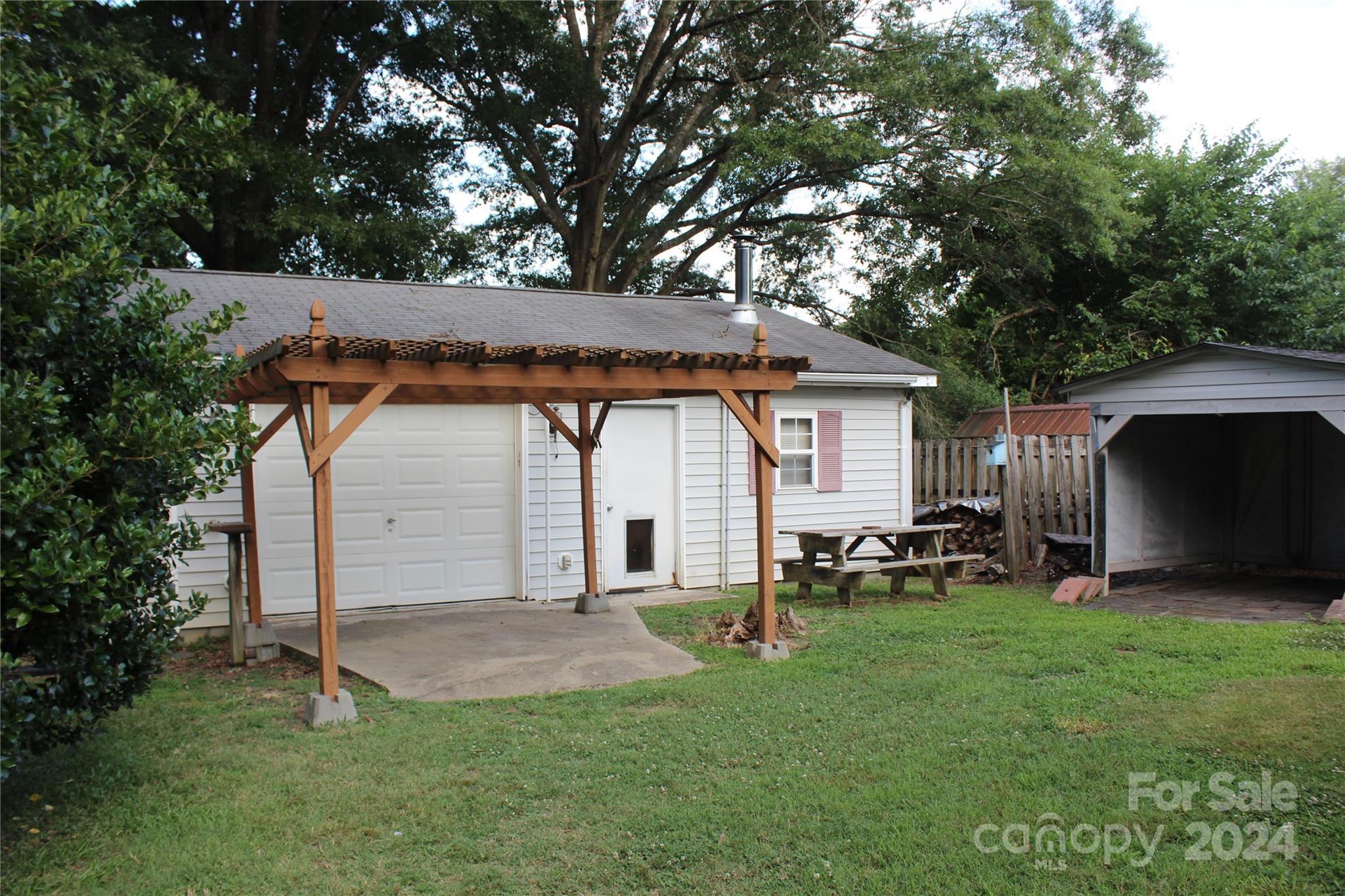 104 Hilltop Street