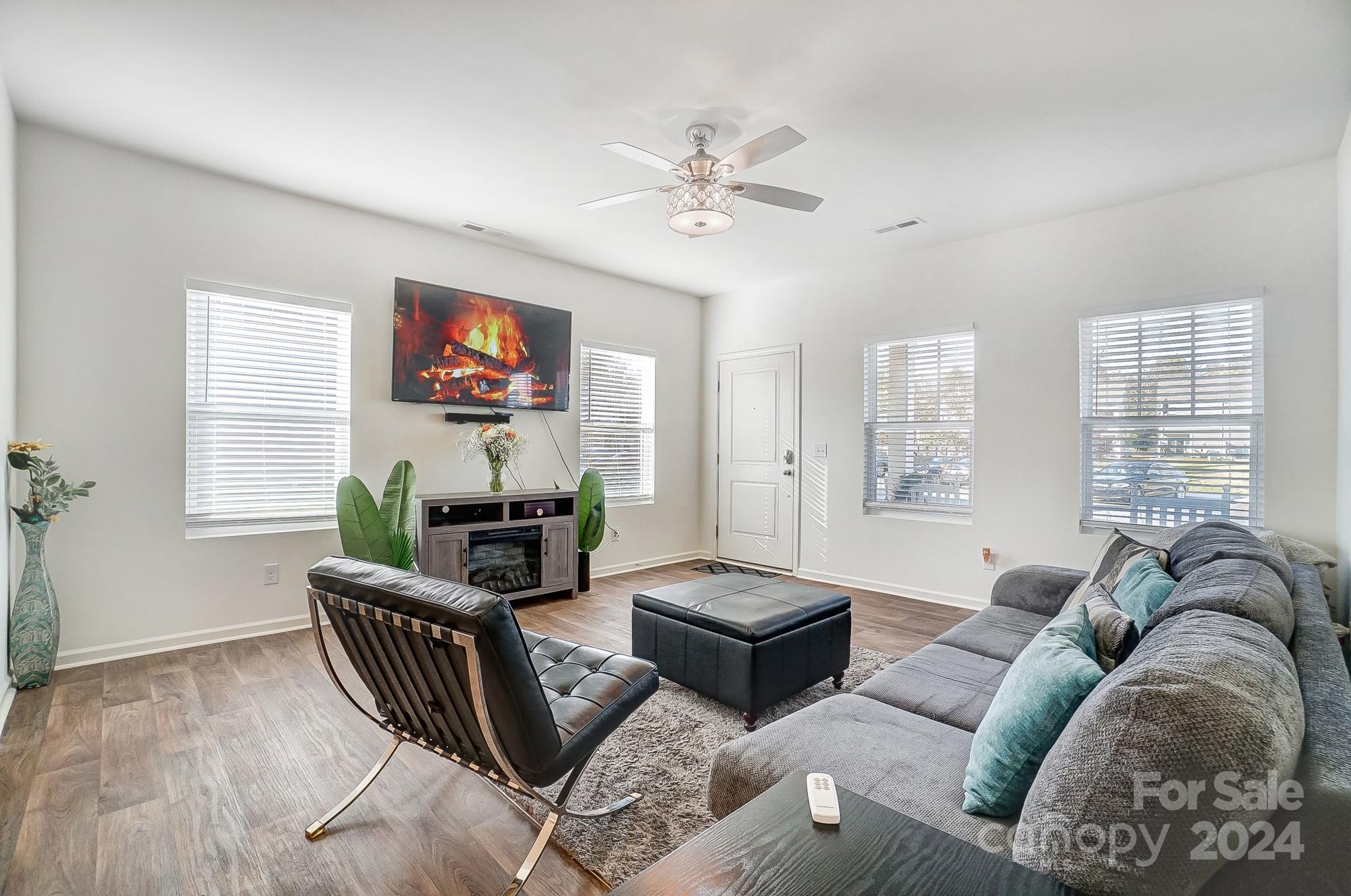 13929 Clayborn Street Unit: 96